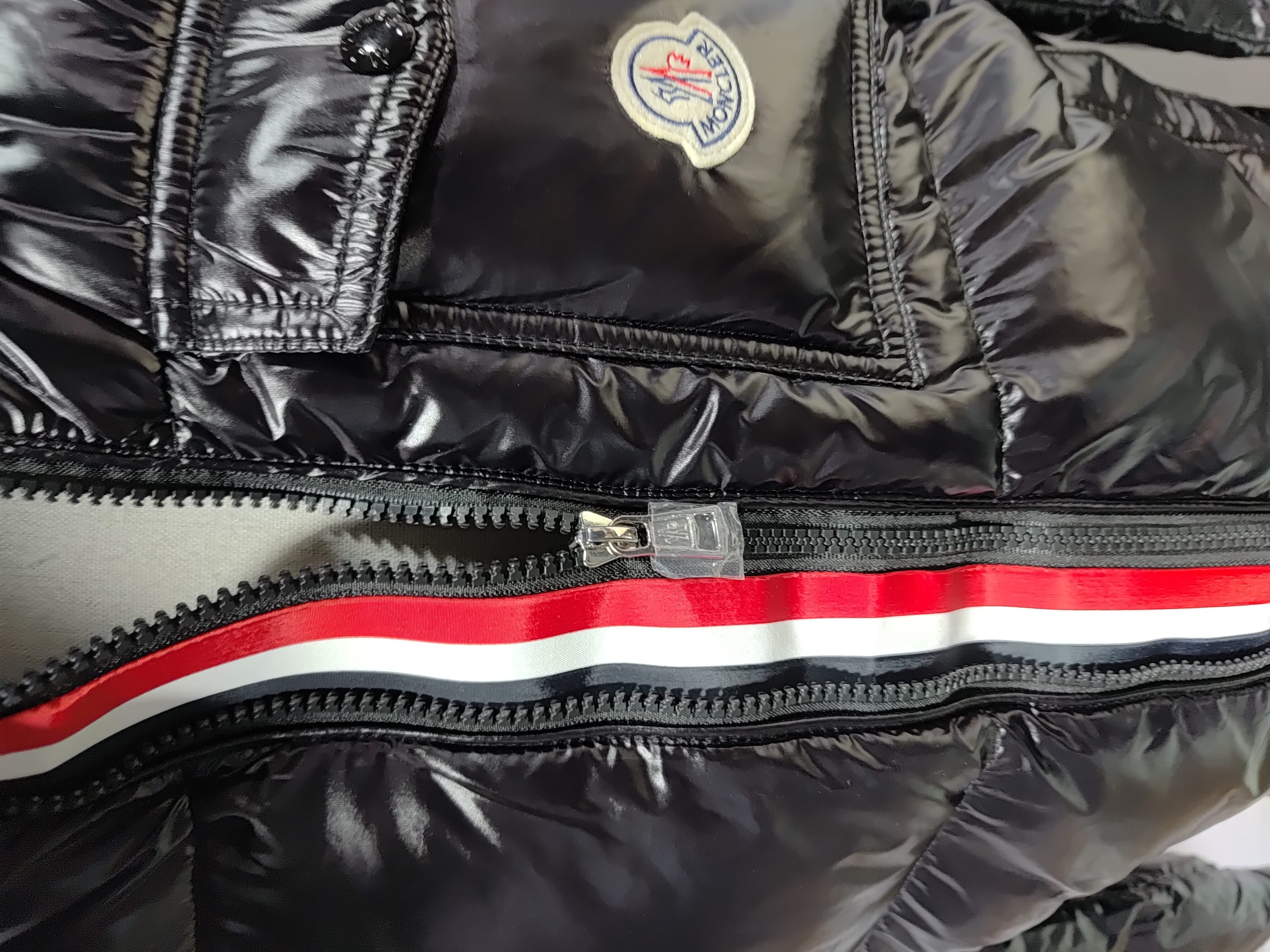  (NFC) MONCLER Montbeliard Down Jacket review Stockxkicks 02