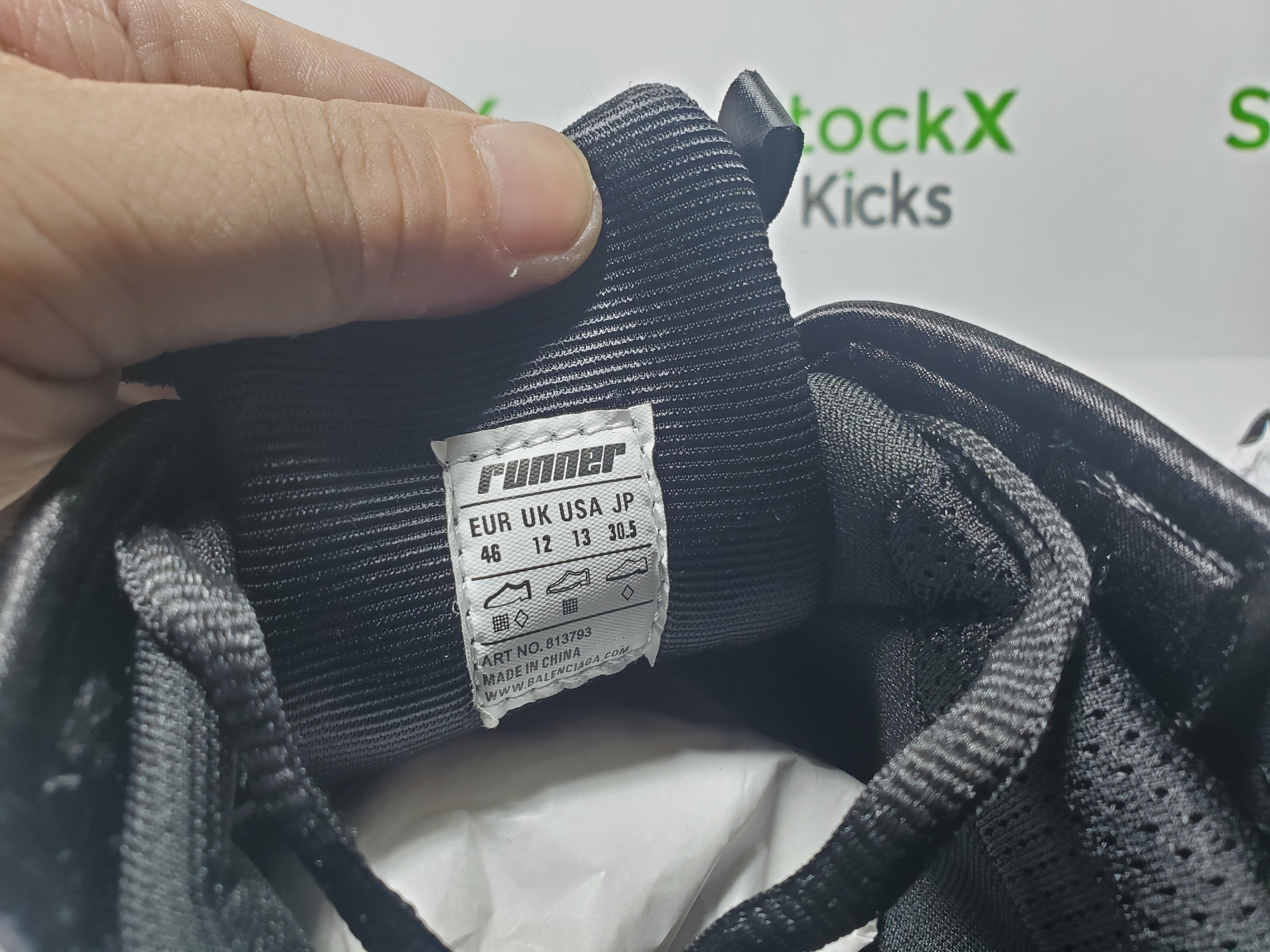 Balenciaga Runner Sneaker x Under Armour Black 813793 WRUCU 1000 review Stockxkicks 06