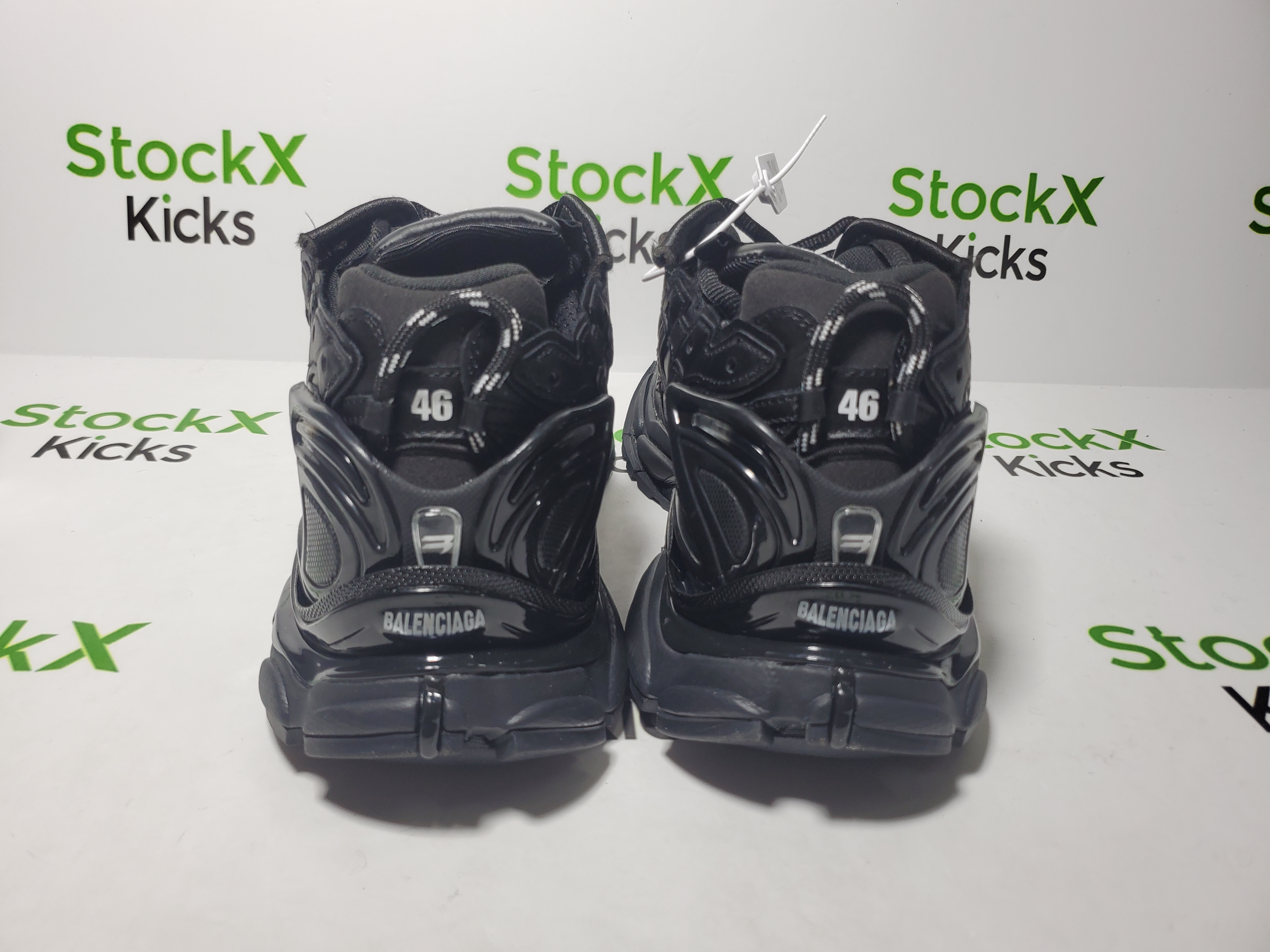 Balenciaga Runner Sneaker x Under Armour Black 813793 WRUCU 1000 review Stockxkicks 03