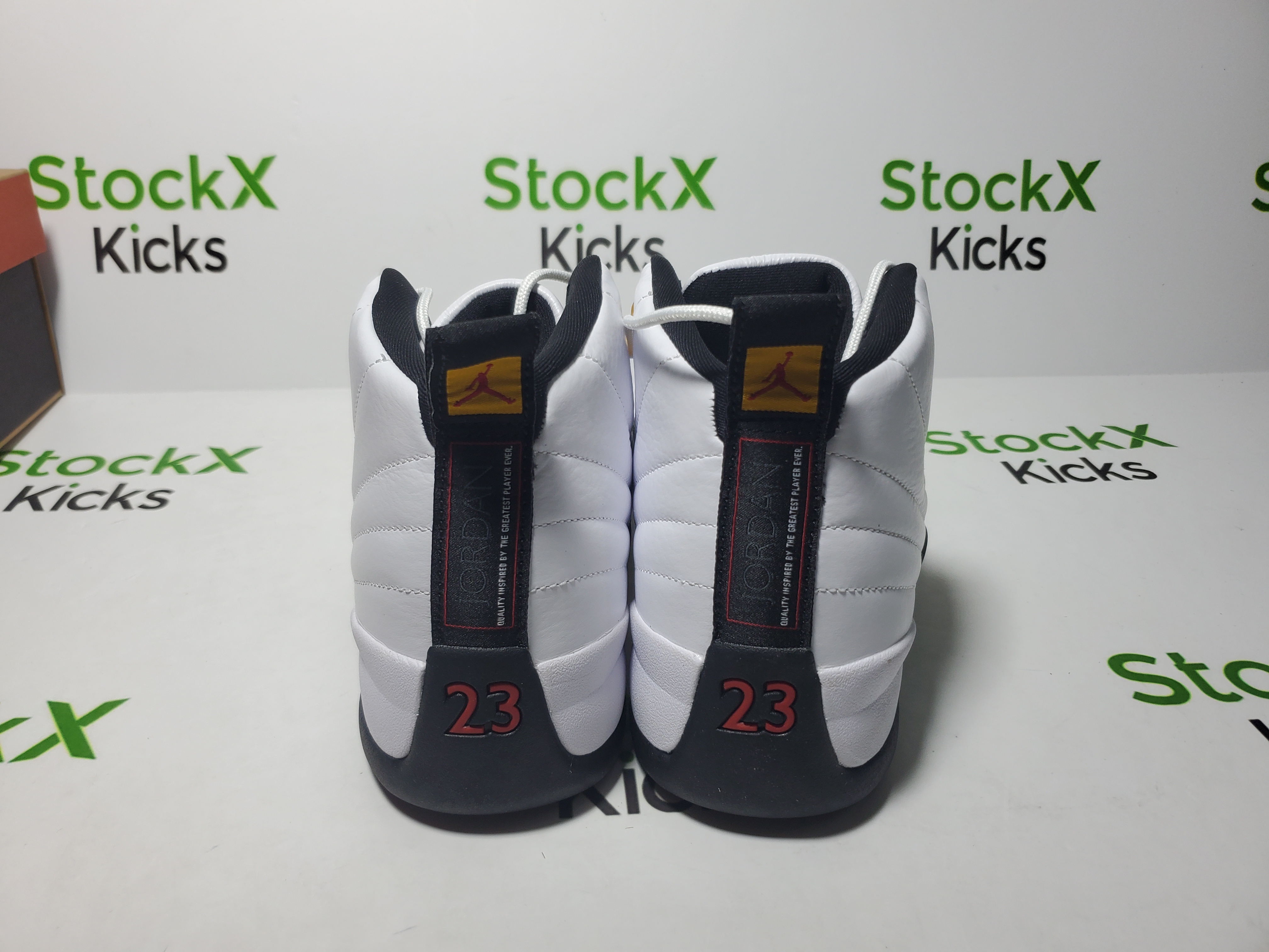 PK God Batch Air Jordan 12 Retro 'Taxi' 2025 CT8013-117 review Stockxkicks 03