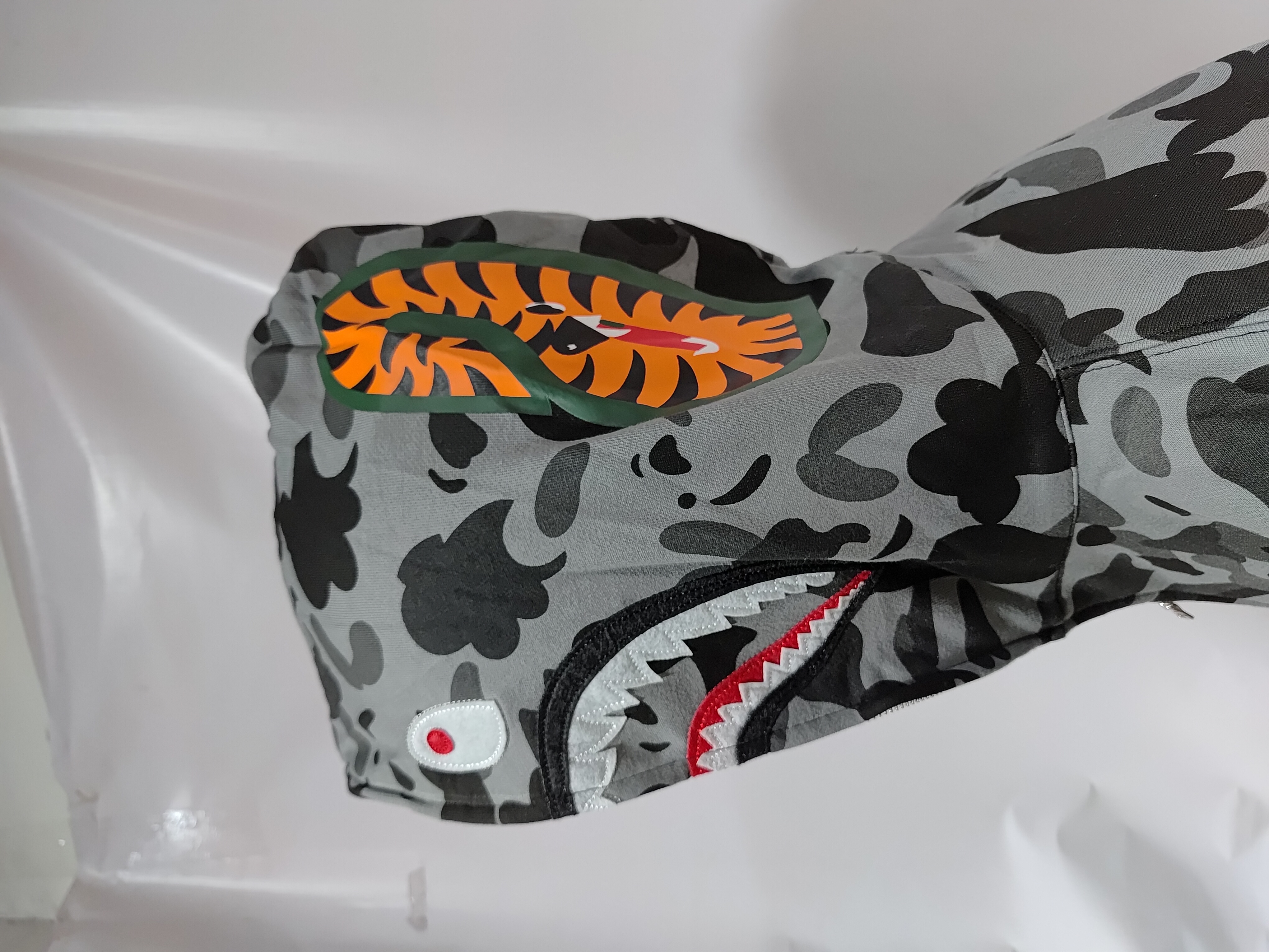 BAPE Color Camo Shark Zip Hoodie Black 4580793319054 review Stockxkicks 03