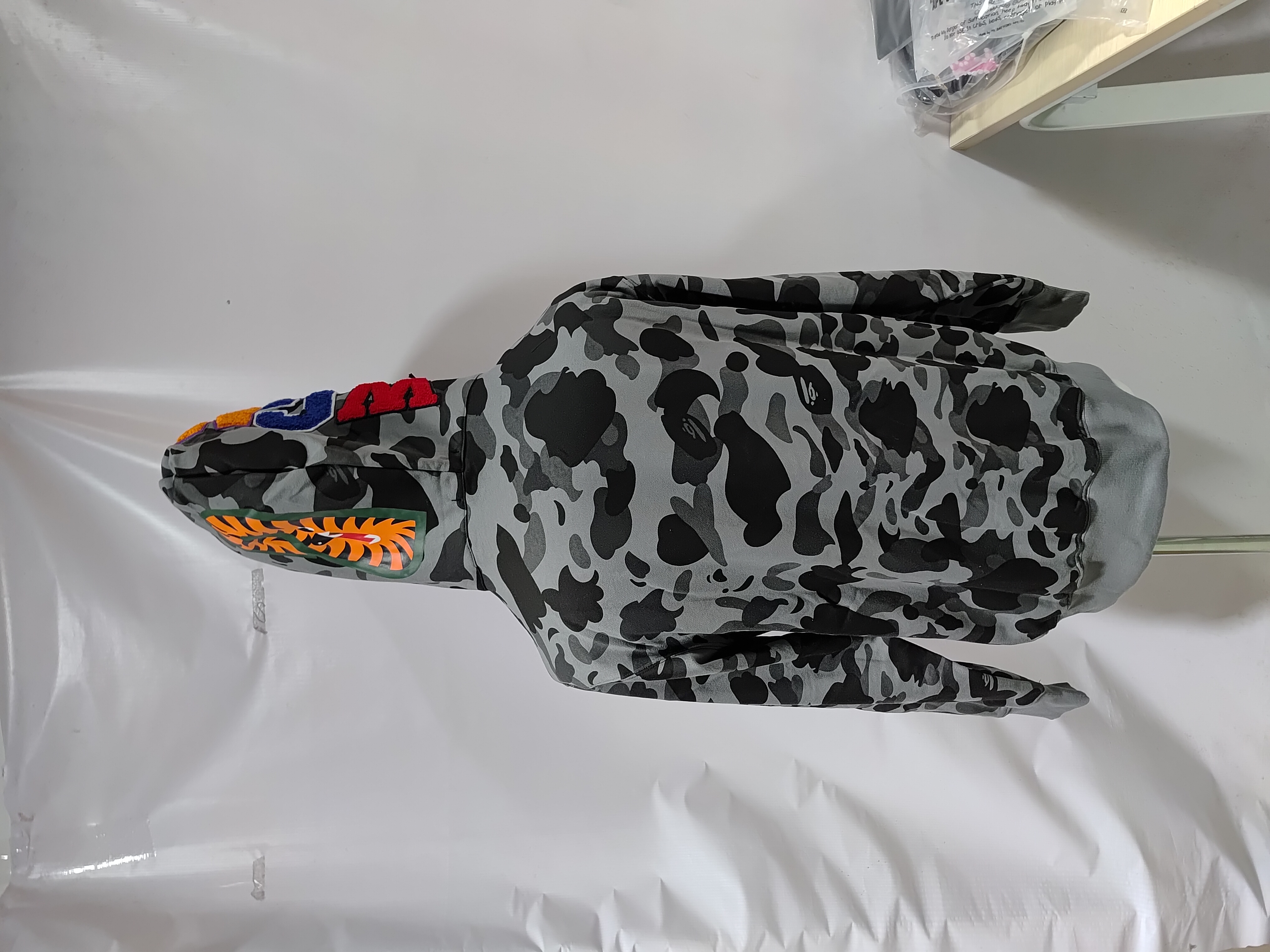BAPE Color Camo Shark Zip Hoodie Black 4580793319054 review Stockxkicks 04