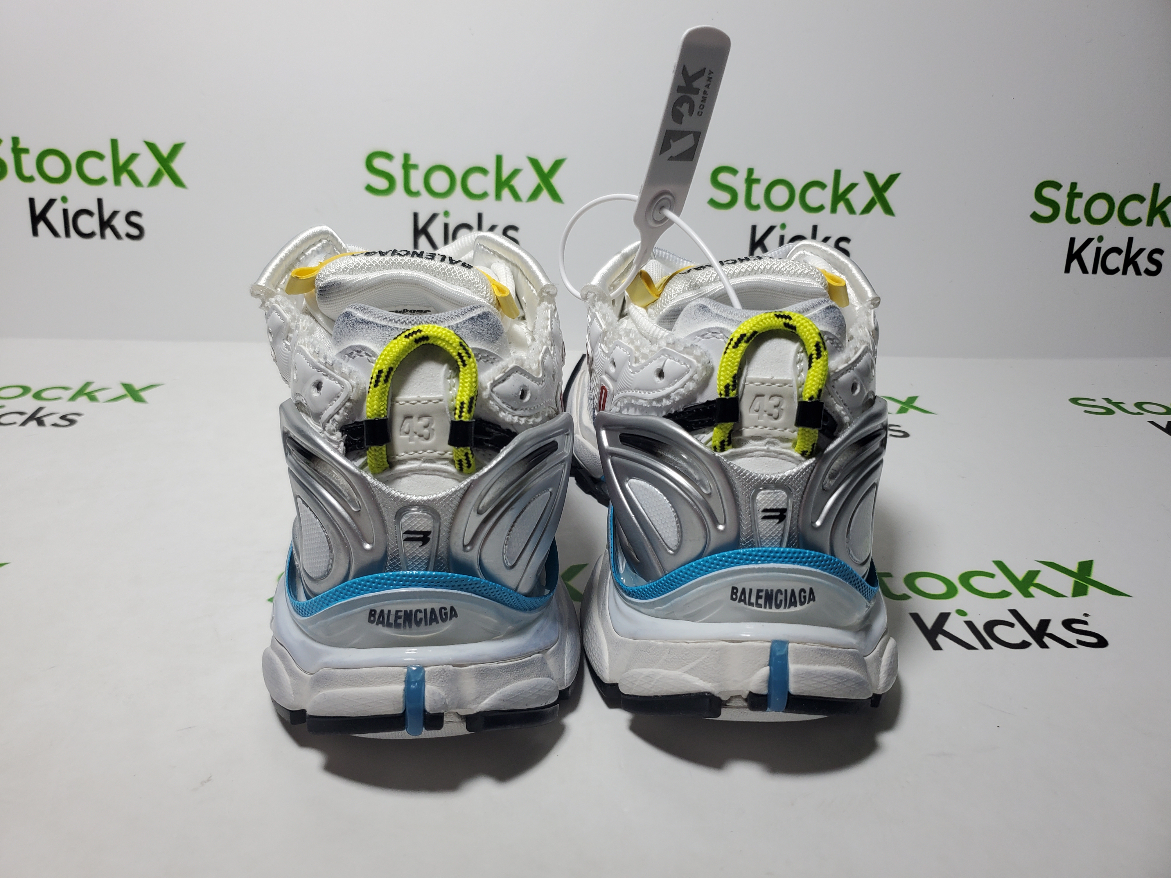 Balenciaga Runner White Multicolor 772774W3RBW9645 review Stockxkicks 03