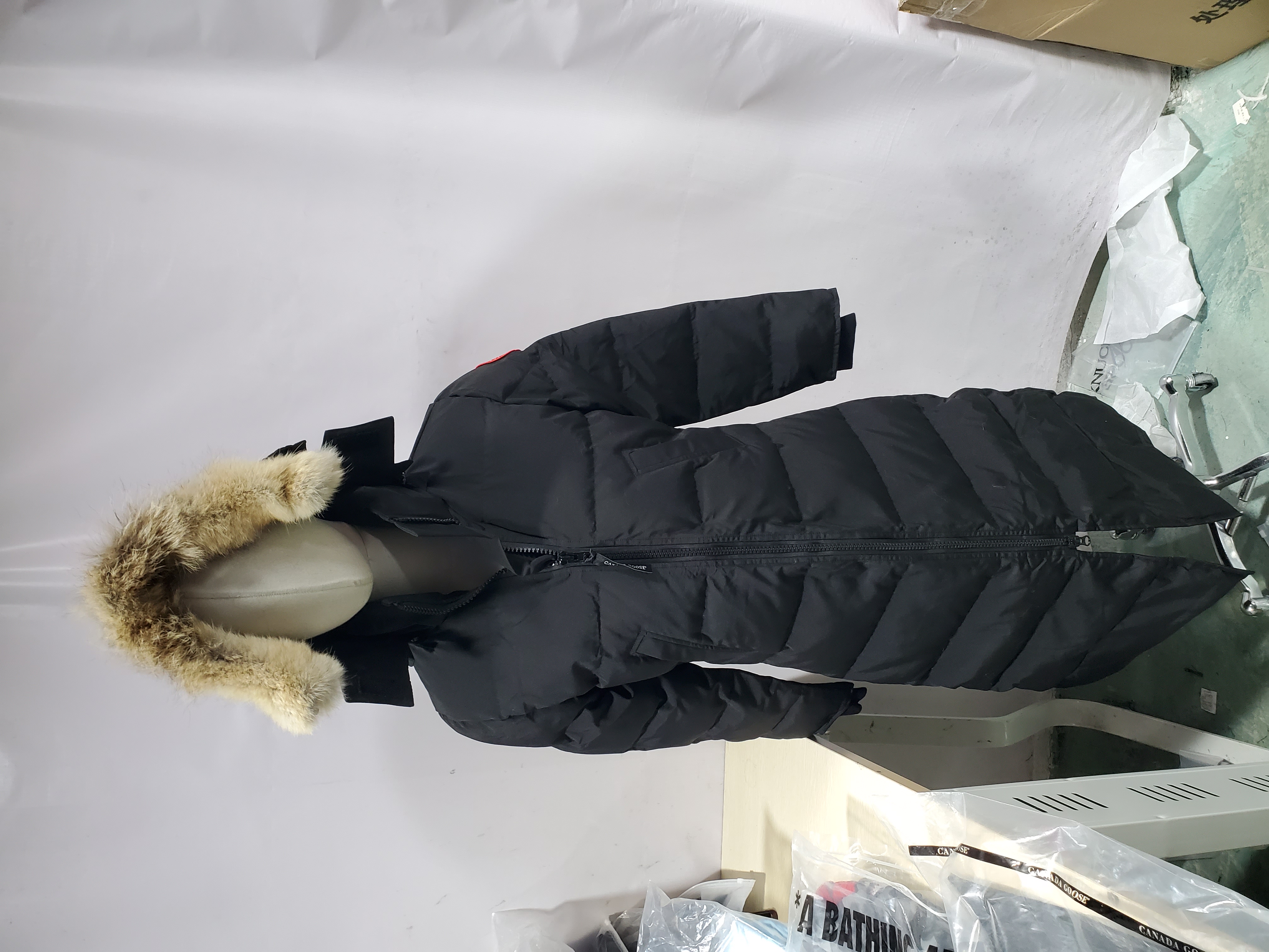 Canada Goose Mystique Parka Classic Long Disc Black review Stockxkicks 01