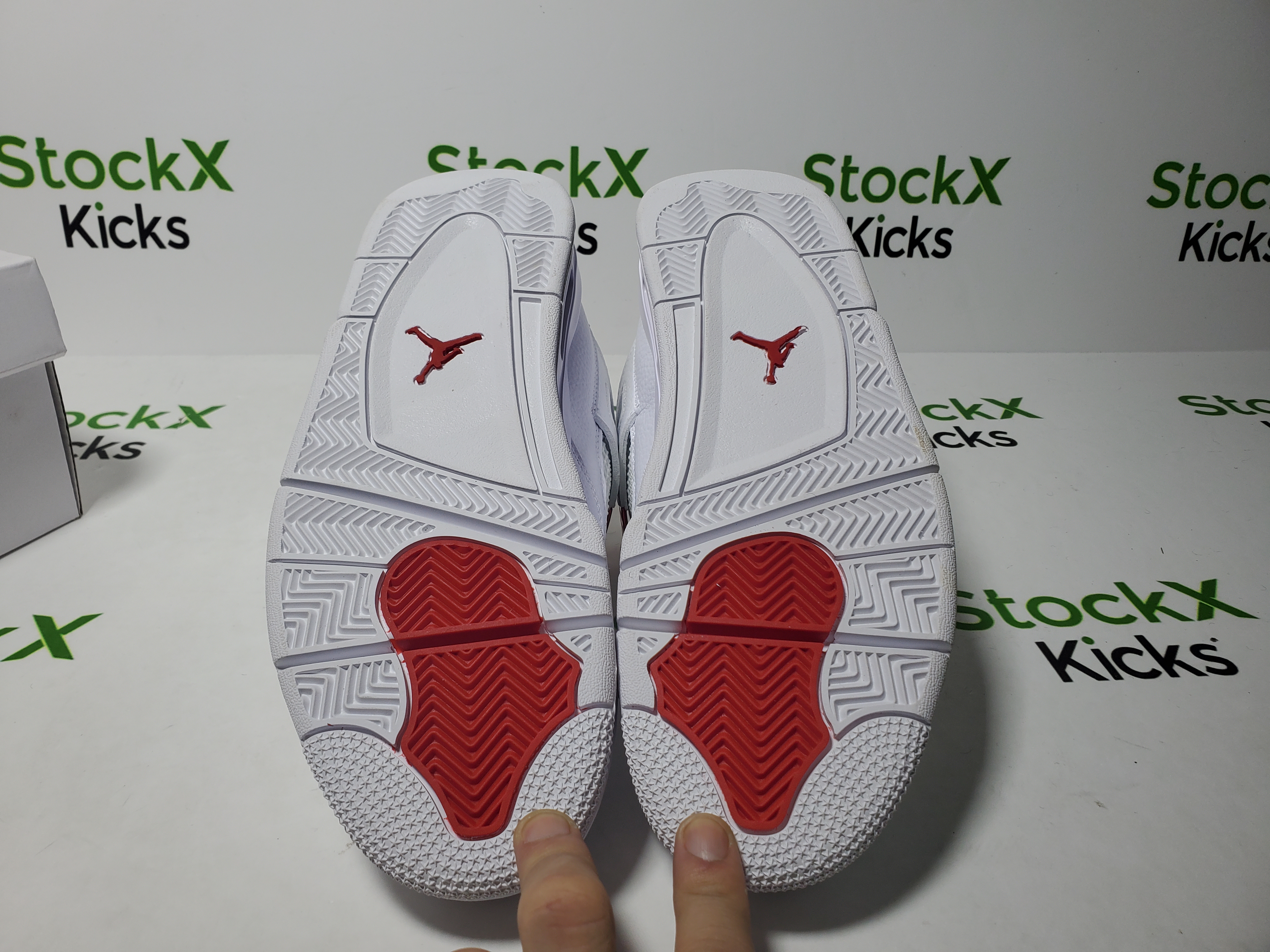 PK God Batch Air Jordan 4 Retro Metallic Red CT8527-112 review Stockxkicks 05