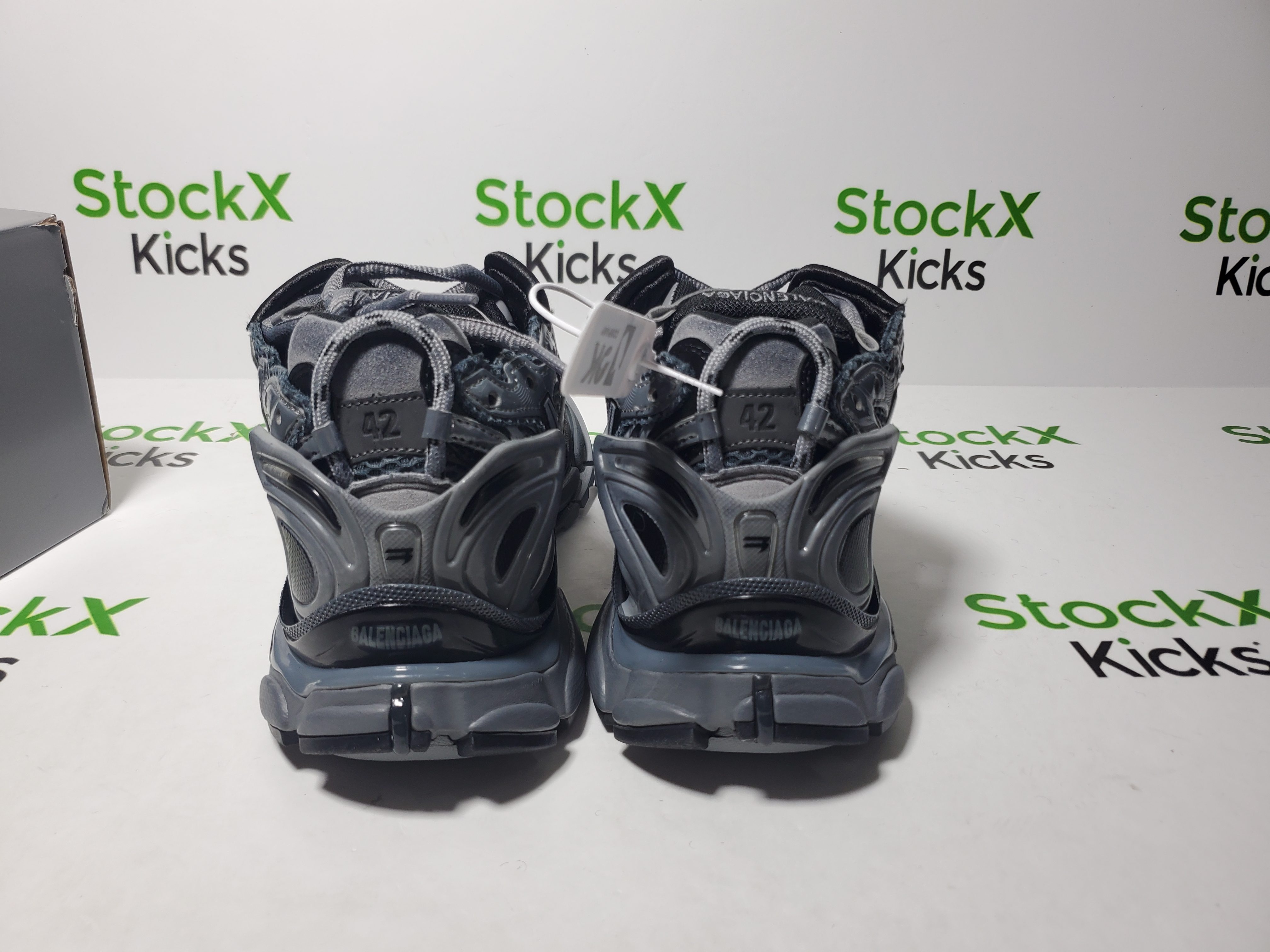 Balenciaga Runner All Black Gray 677402 W3RB2 1515 review Stockxkicks 03