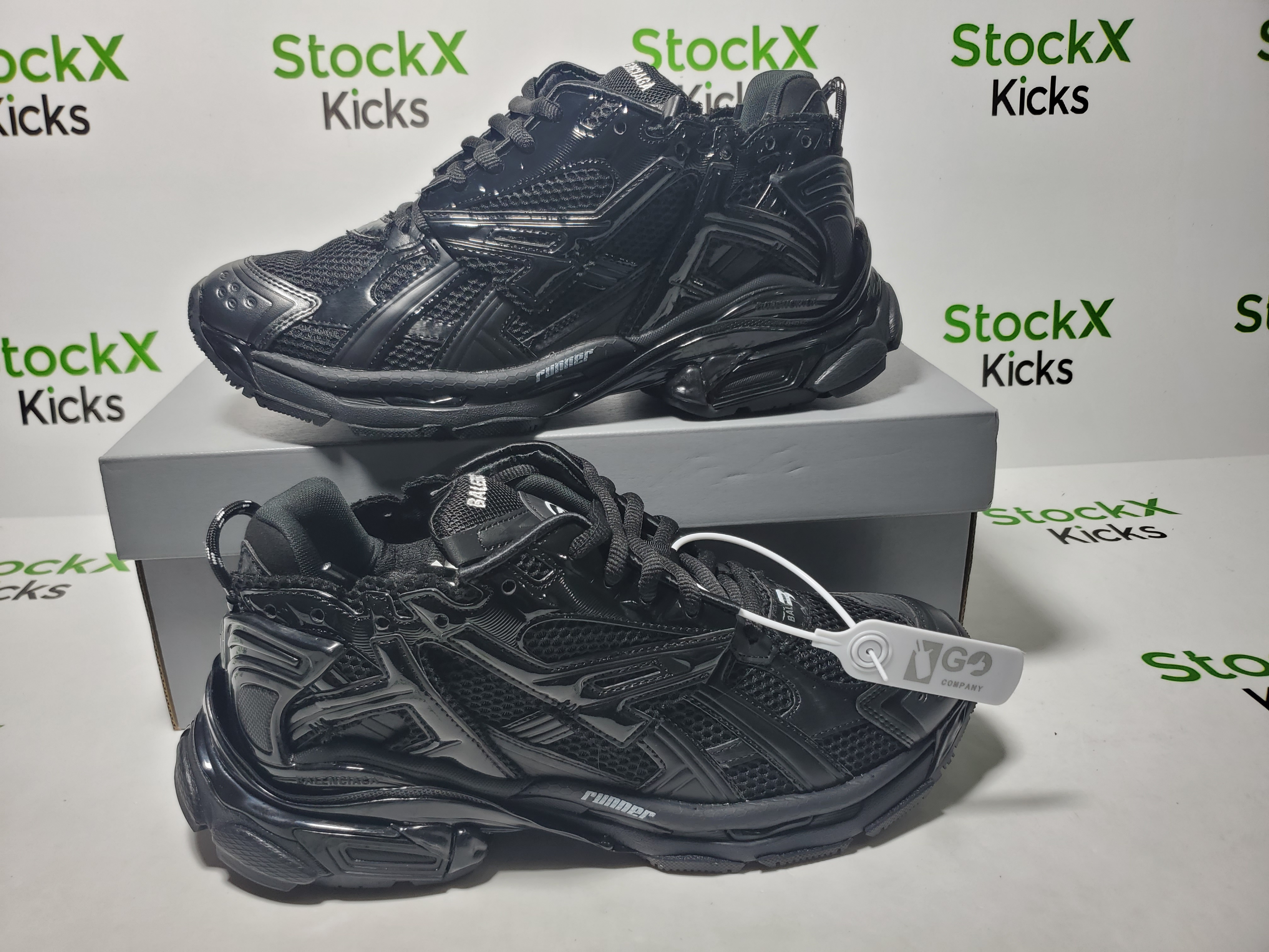 Balenciaga Runner Sneaker 'Black' review Stockxkicks 02