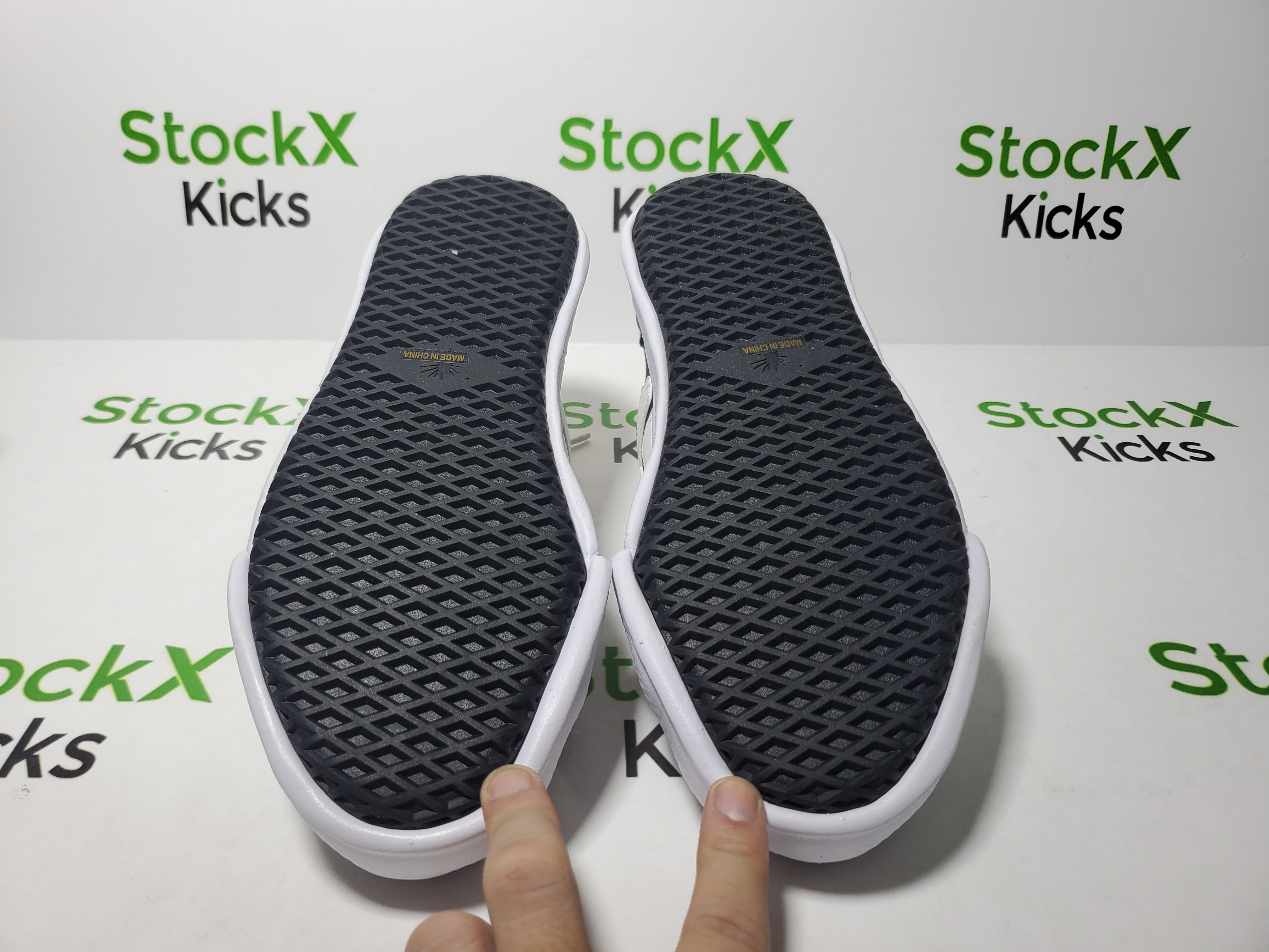 【Top PK God Batch】MIHARA YASUHIRO White And Black Bones NO.728 review Stockxkicks 05