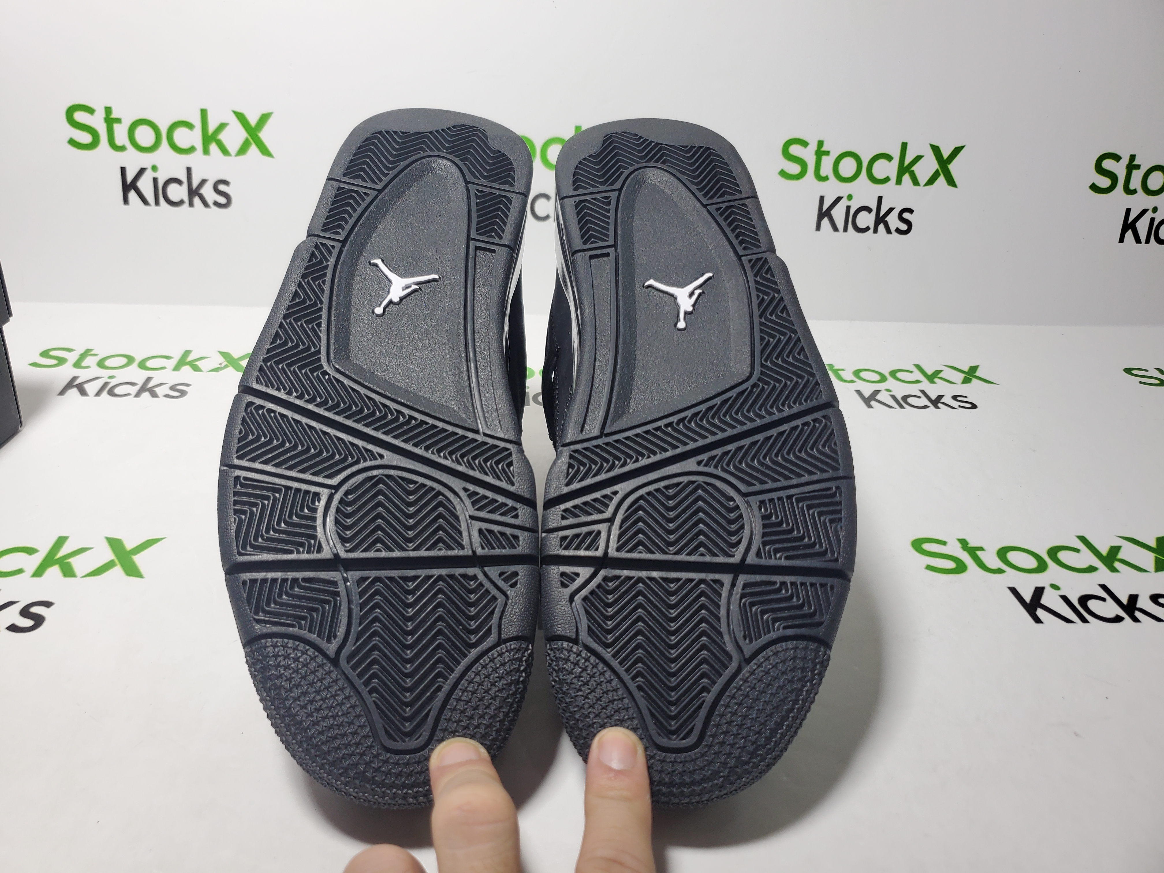 【Top PK God Batch】PK God Batch Air Jordan 4 Retro Black Cat CU1110-010 review Stockxkicks 05