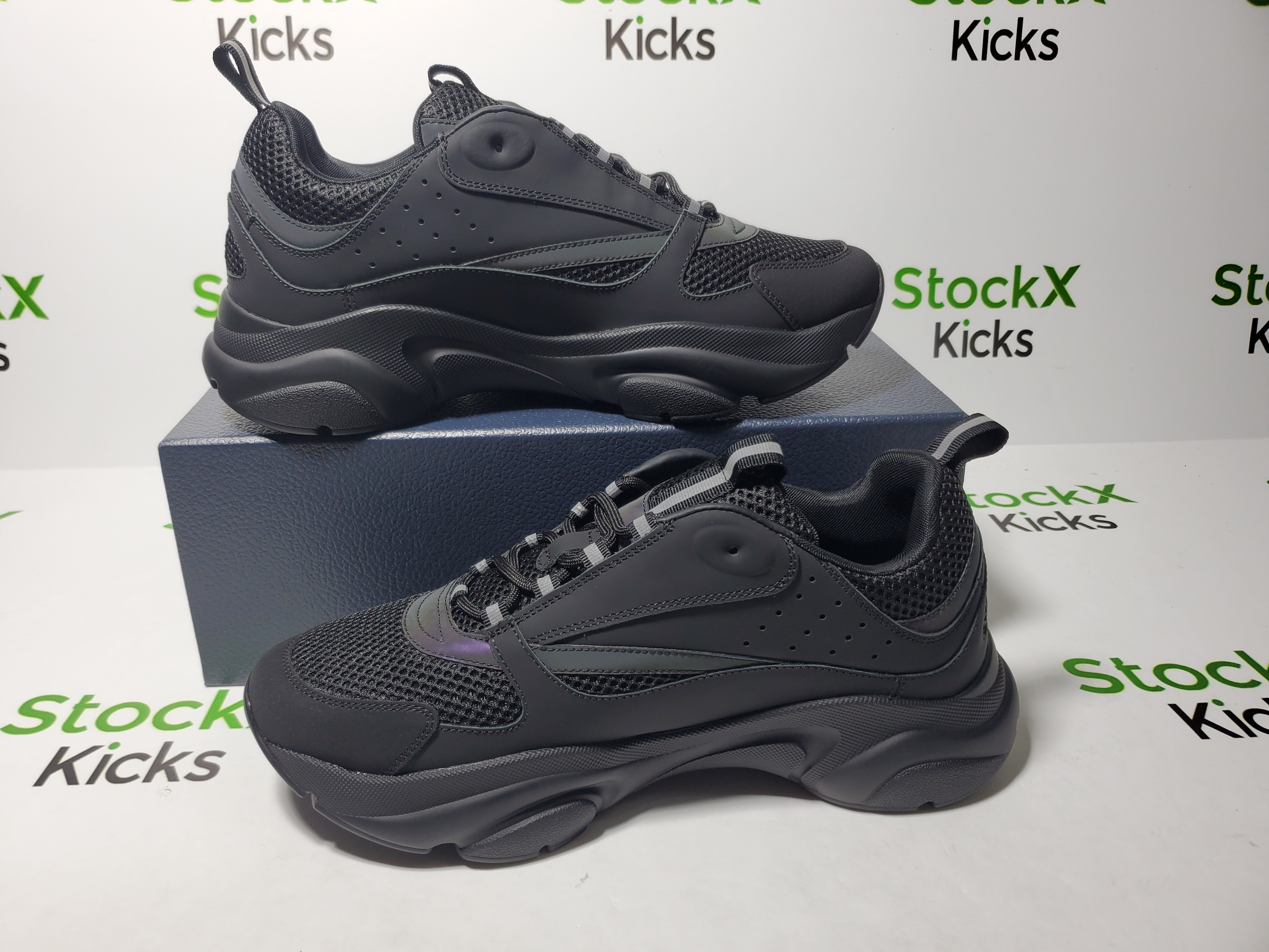 Dior B22 Sneakers Black Laser CK240809 review Stockxkicks 02