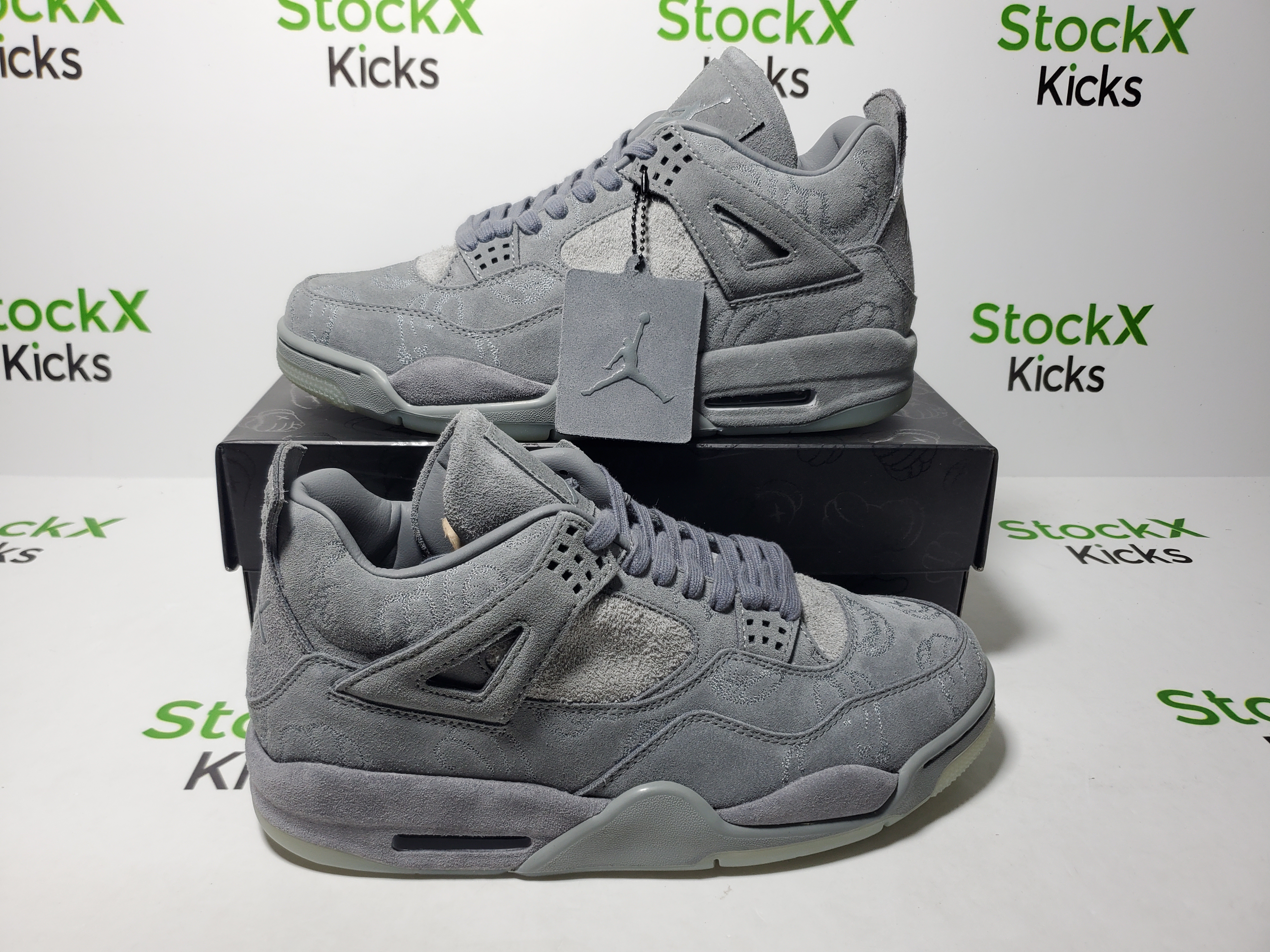 PK God Batch Air Jordan 4 Retro Kaws  930155-003 review Stockxkicks 01