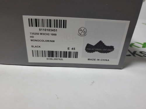 Balenciaga Defender Black 735250 W3CV2 1000 review 