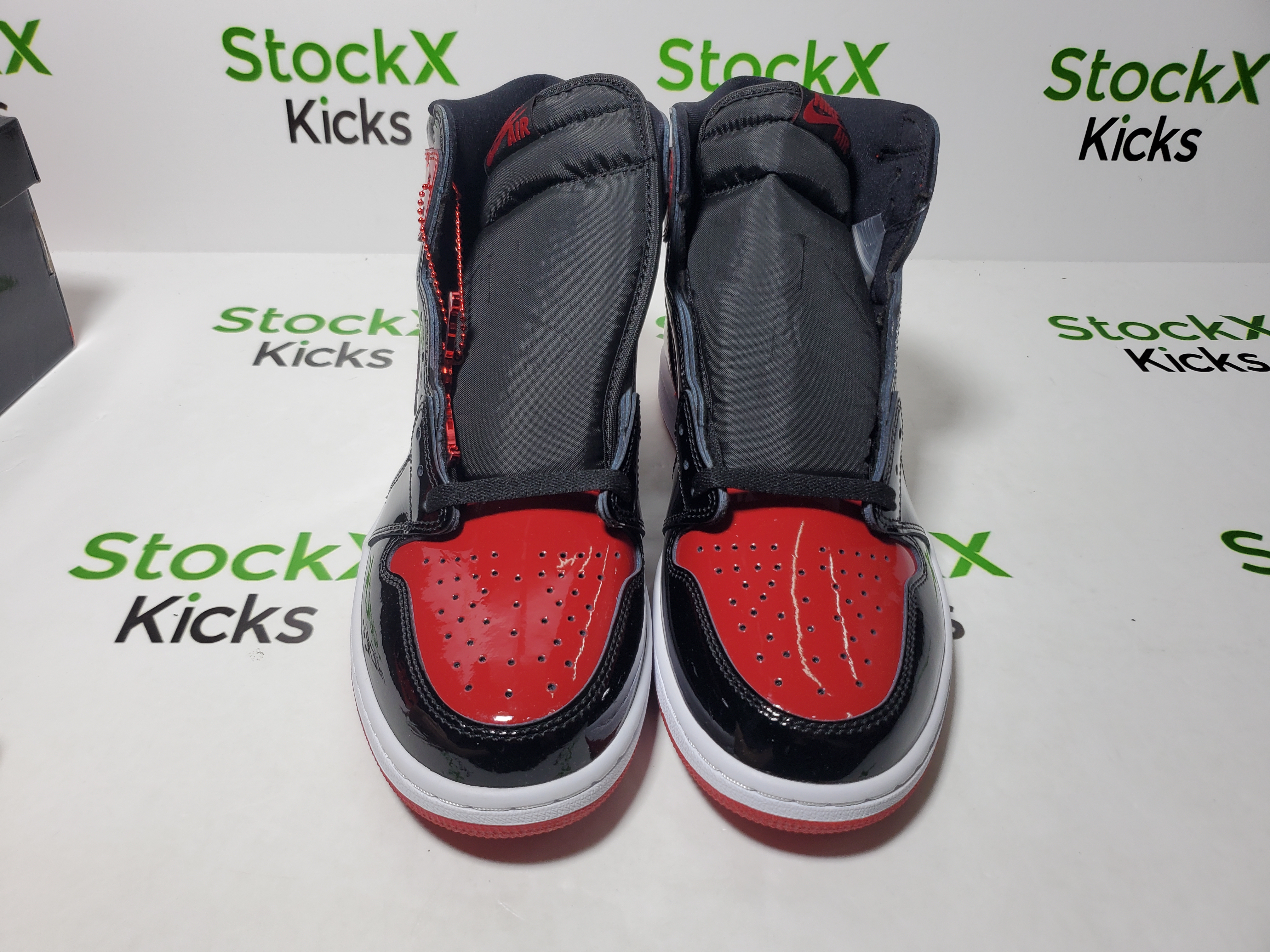 LJR Batch Air Jordan 1 Retro High OG Patent Bred  555088-063 review Stockxkicks 04