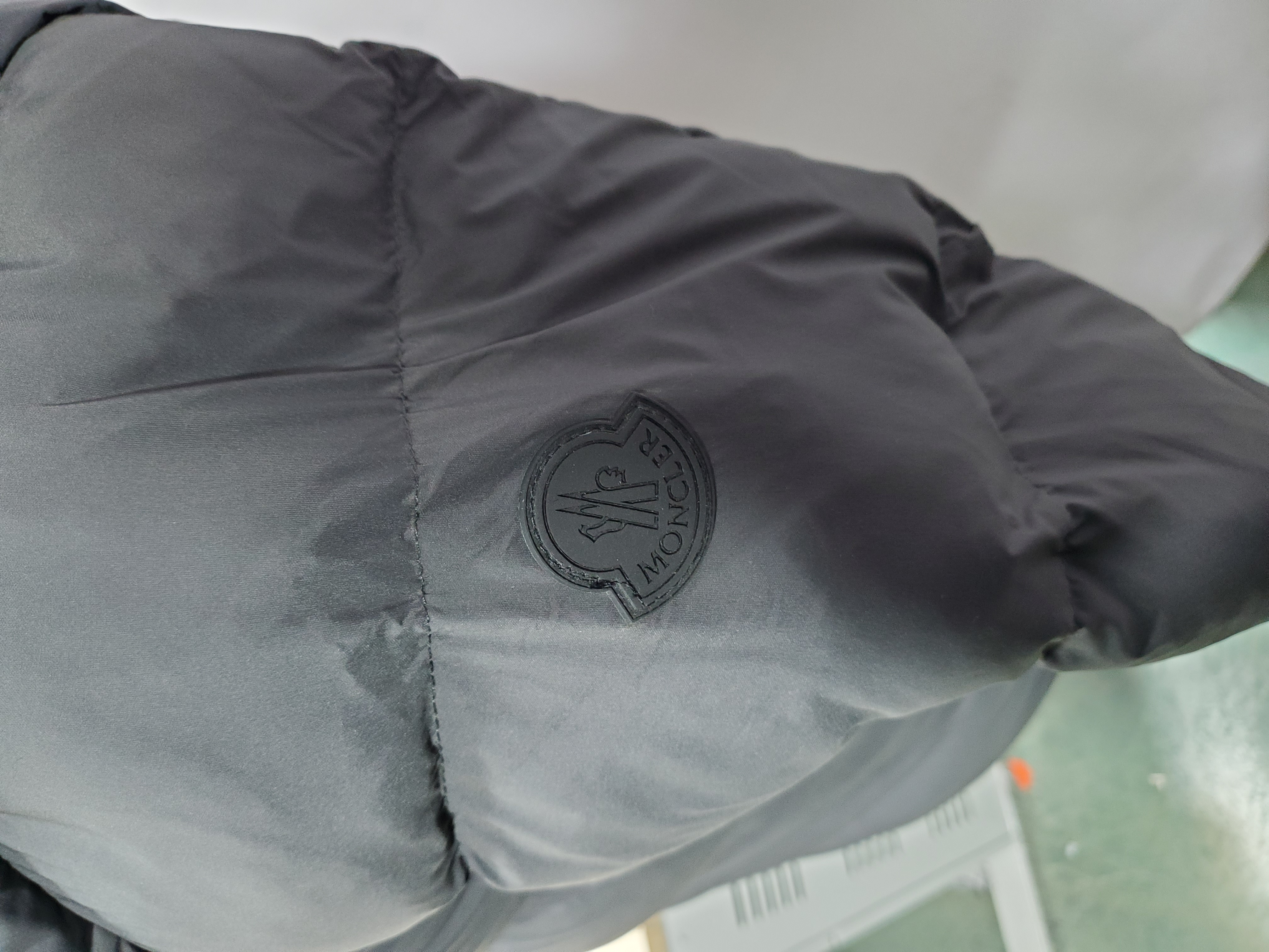 Moncler Dincer padded Down Jacket YZ MM039 review Stockxkicks 03