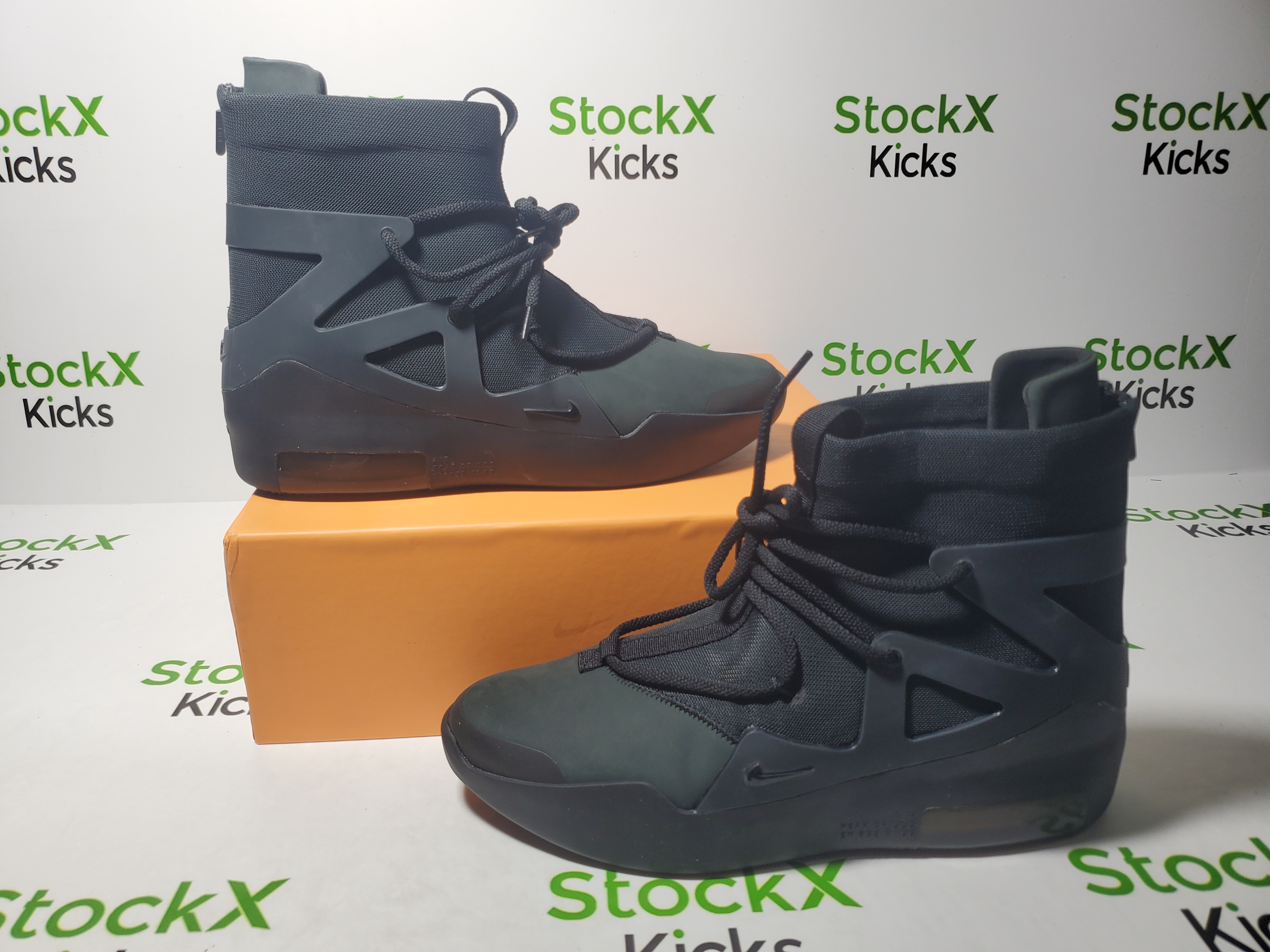H12 Batch Nike Air Fear of  God 1 Triple Black AR4237-005 review Stockxkicks 02