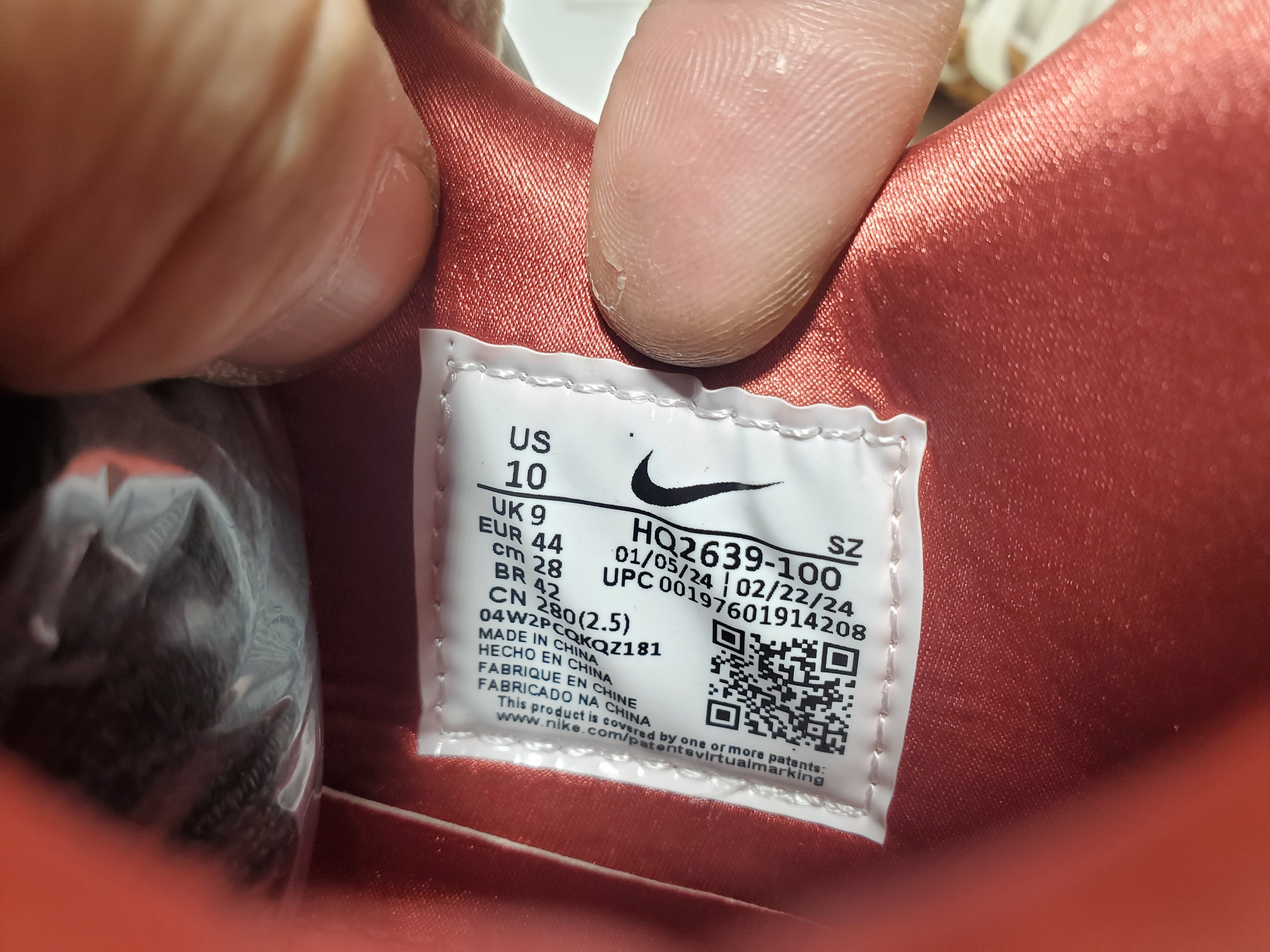 PK God Batch Nike Air Max 1 '87 Luxe University of Oregon PE (2024) HQ2639-100 review Stockxkicks 06