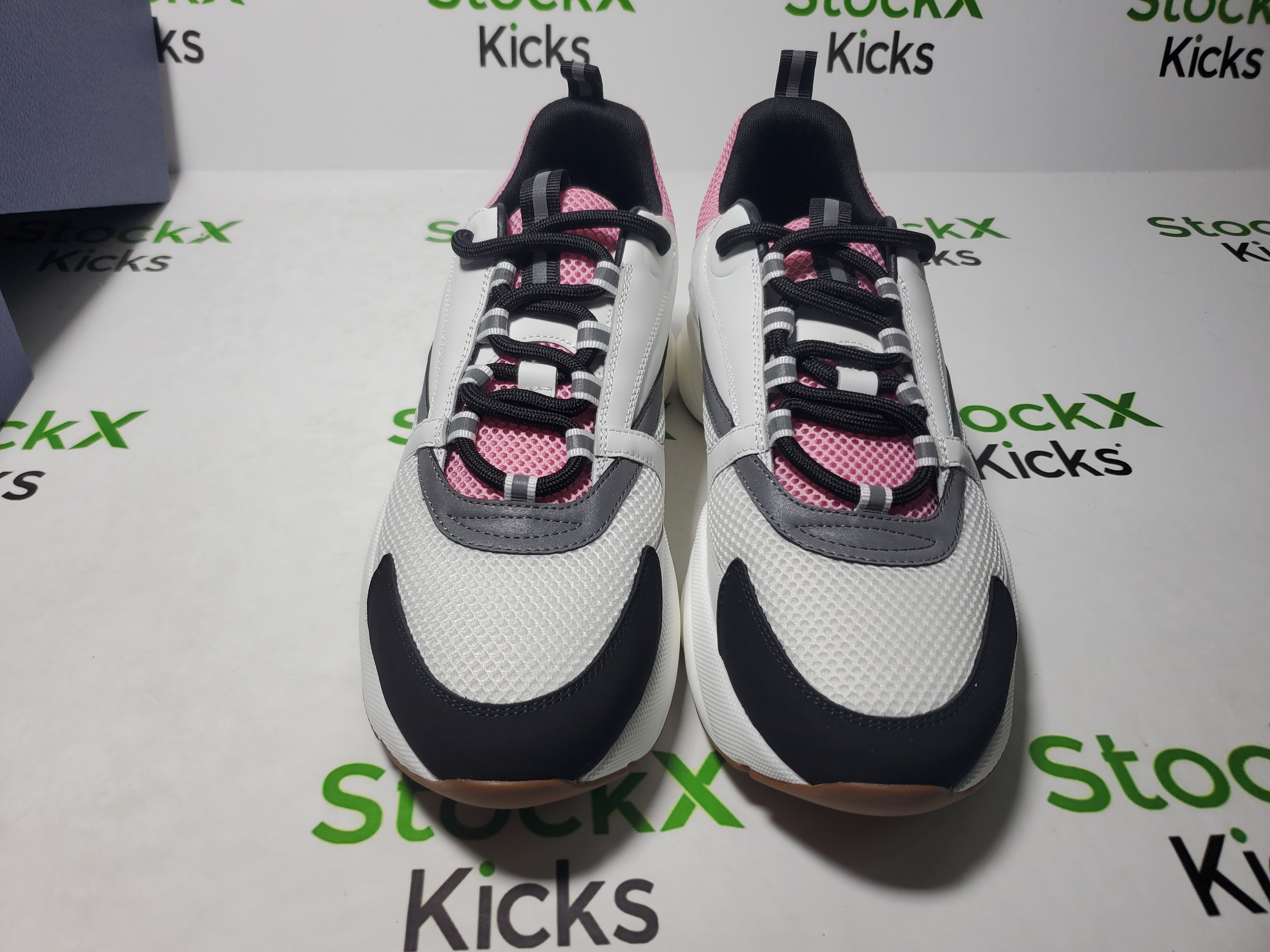 Dior B22 Sneakers Grey Pale Pink CK241024 review Stockxkicks 04