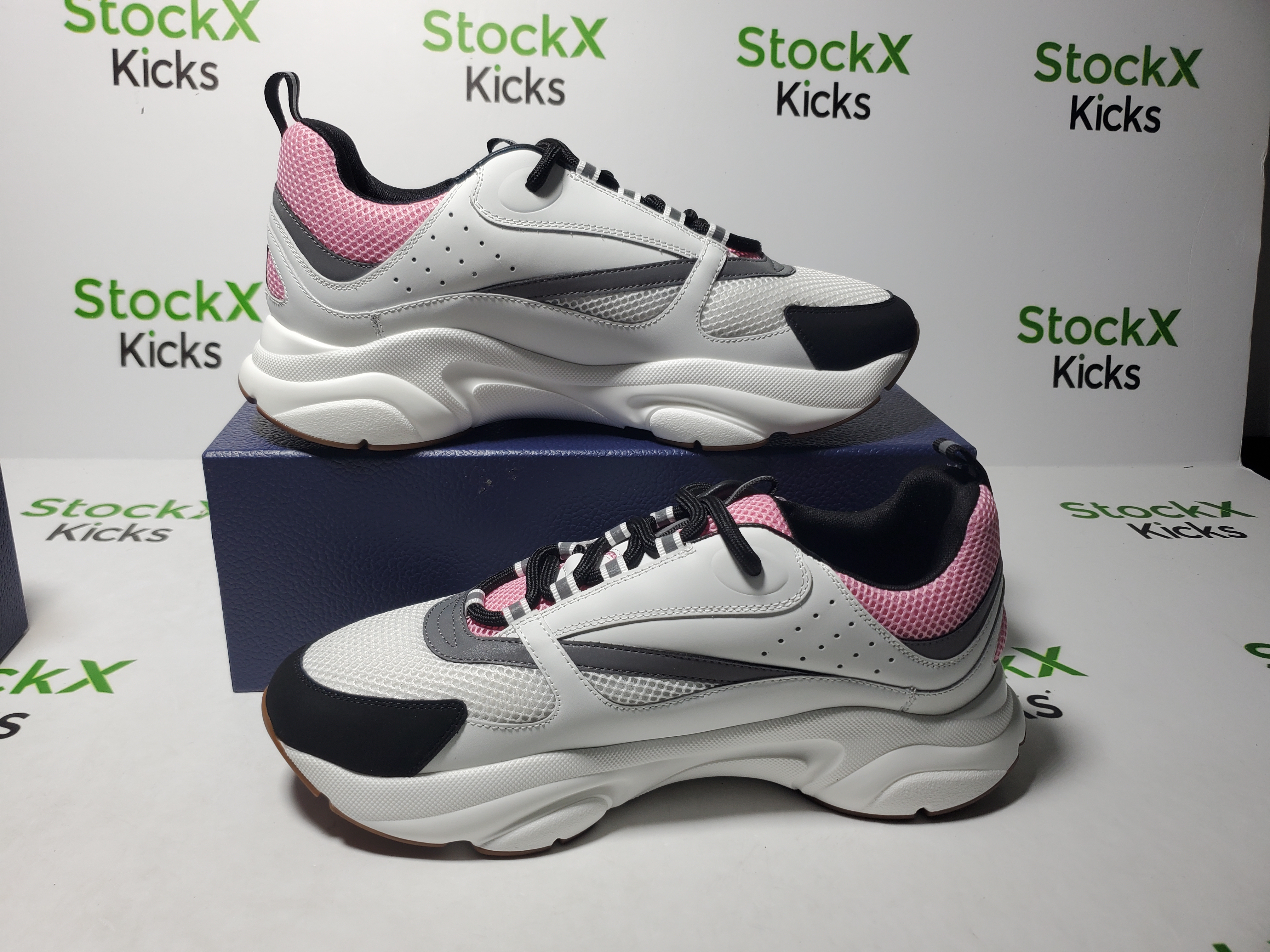 Dior B22 Sneakers Grey Pale Pink CK241024 review Stockxkicks 02
