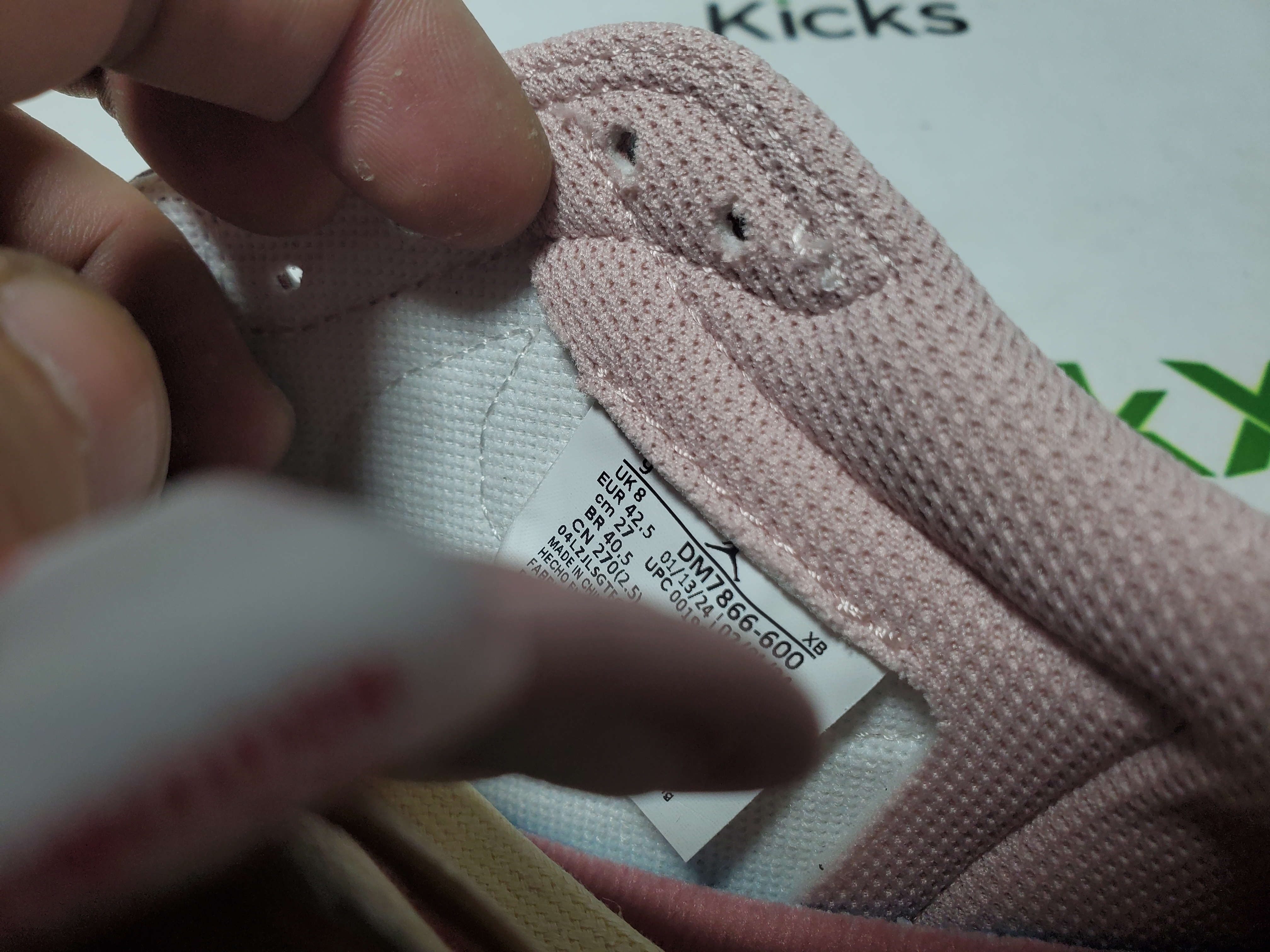 PK God Batch Air Jordan 1 Low Travis Scott White Pink DM7866-600 review Stockxkicks 06
