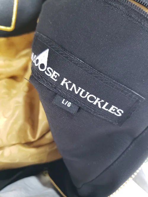 Moose Knuckles Short Bomber Jacket With A Pom-Pom #03-Black review 