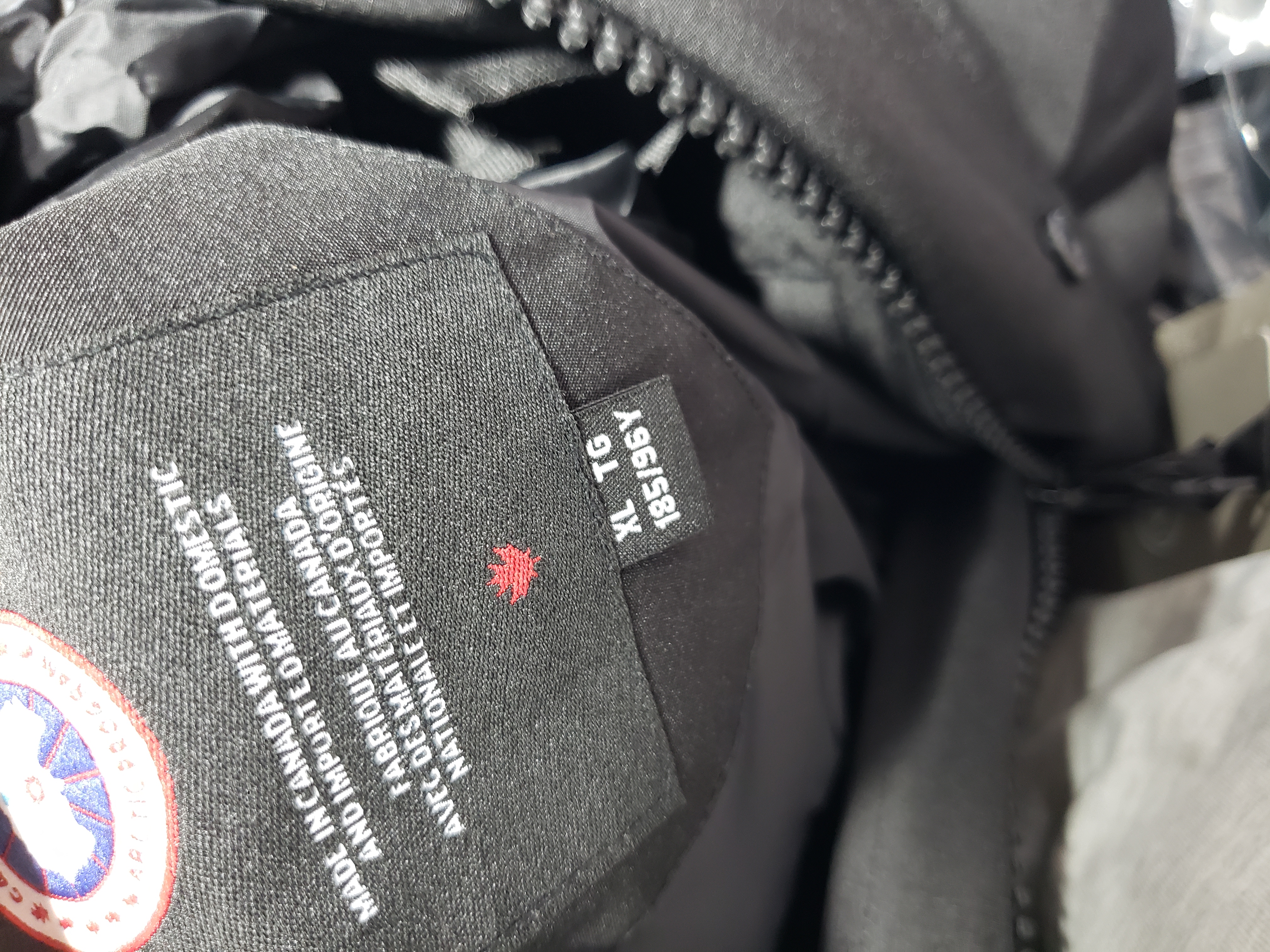 Canada Goose Heren Macmillan Parka Black Down Jacket Red Label review Stockicks 00