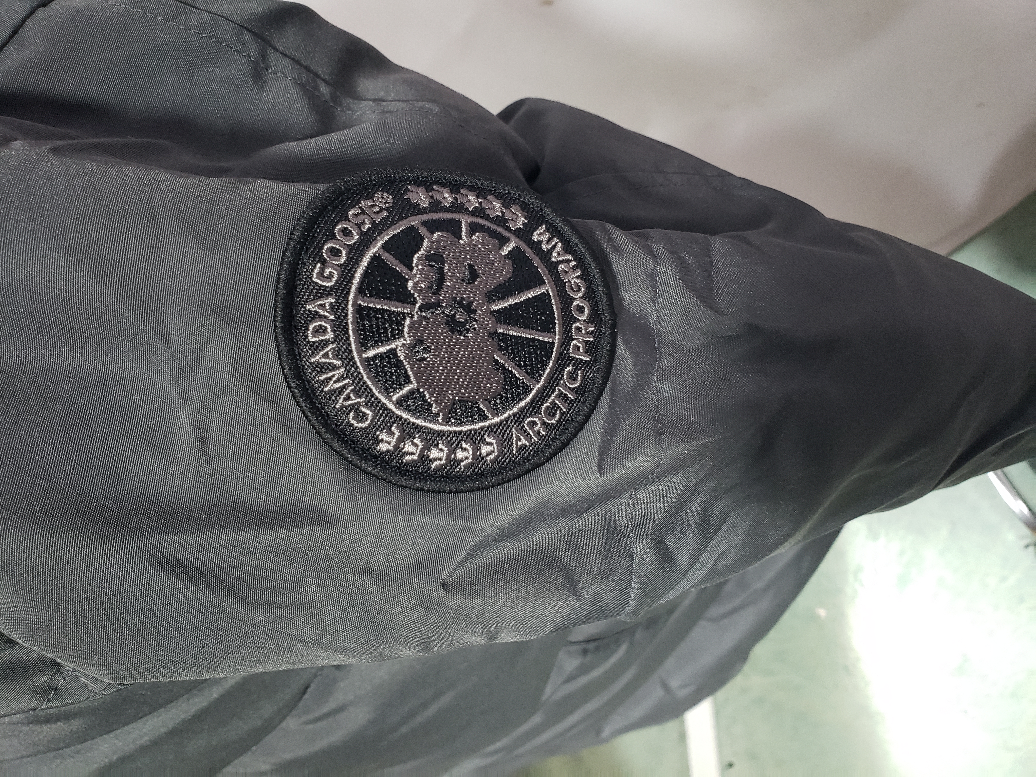 Canada Goose Heren Macmillan Parka Grey Down Jacket Black Label review Stockicks 02