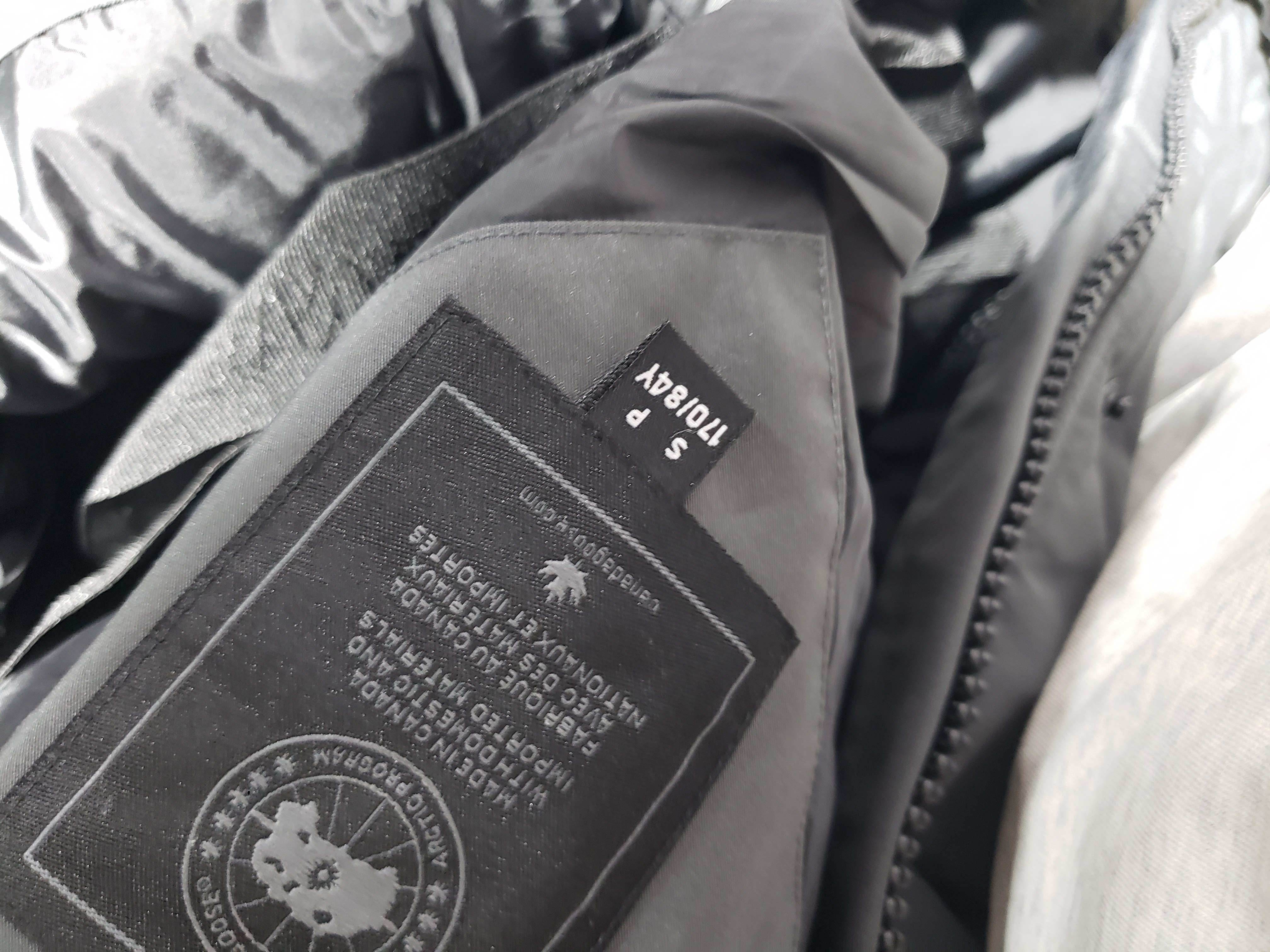 Canada Goose Heren Macmillan Parka Grey Down Jacket Black Label review Stockicks 00