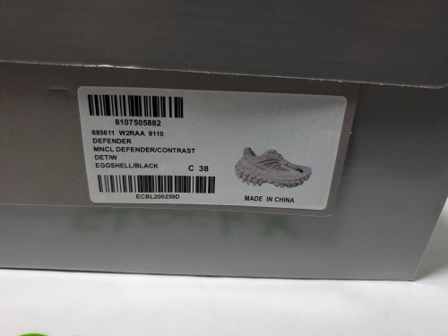 Balenciaga Defender All White 685611 W1RB3 1201 review 