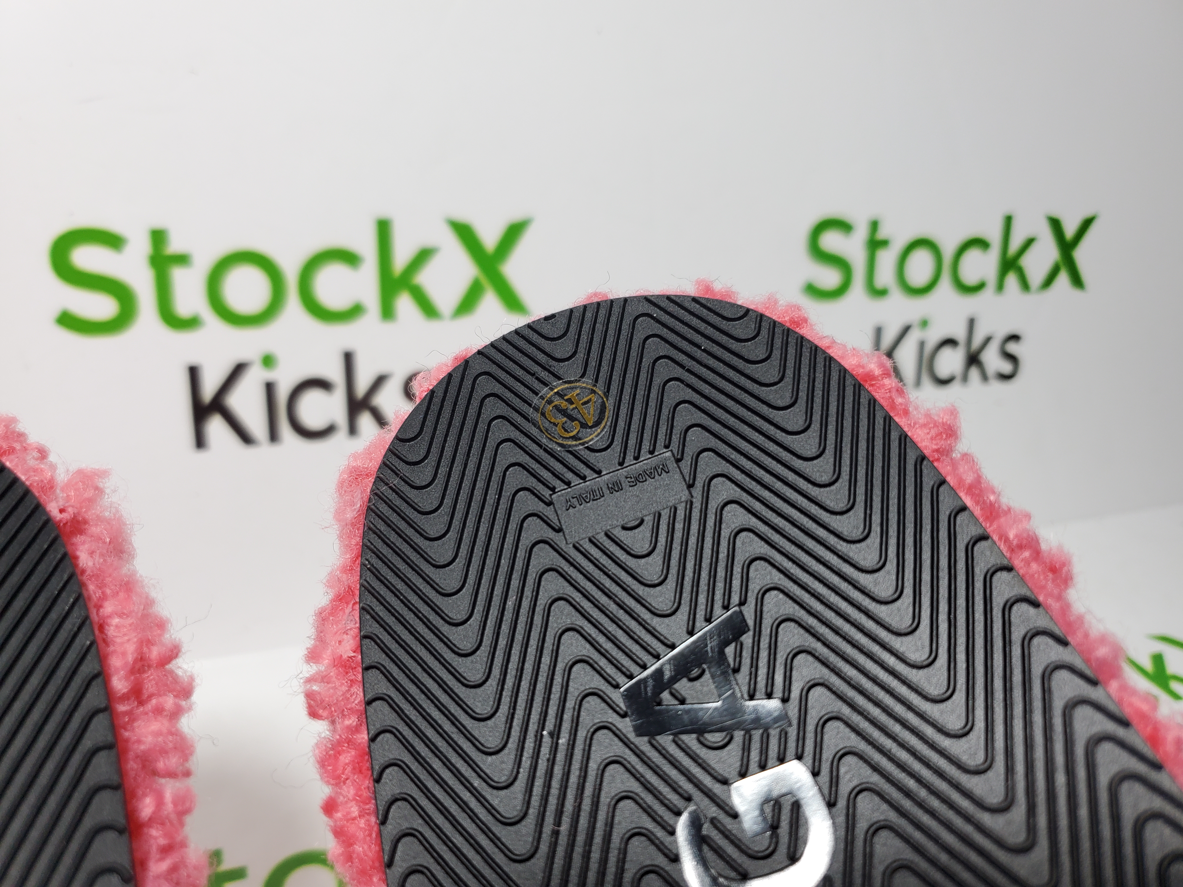 Balenciaga Furry Slide Pink CK 654261WBDZ05096（QC needs at least 5 days or more） review Stockicks 06