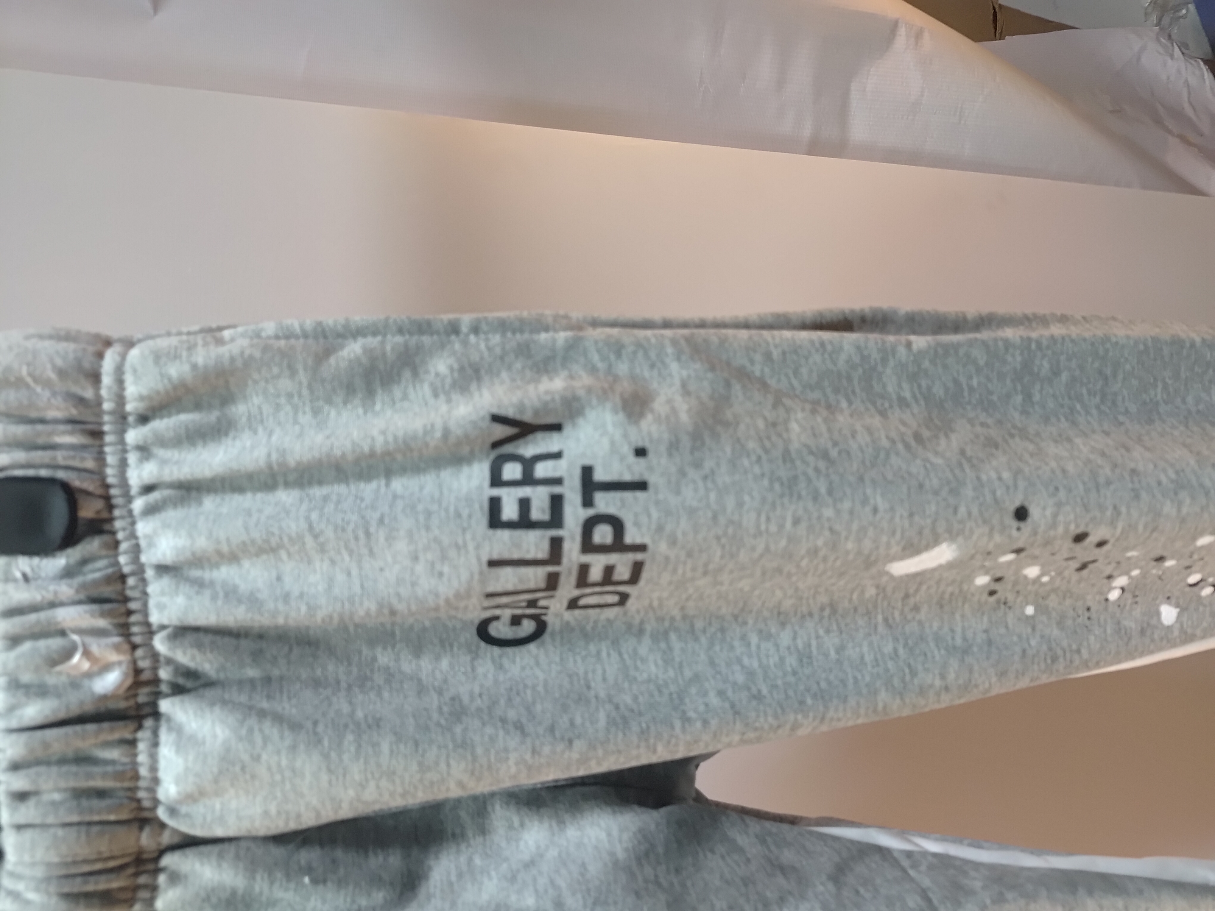 Gallery Dept. Painted Flare Sweat Pants Heather Grey review Stockicks 03