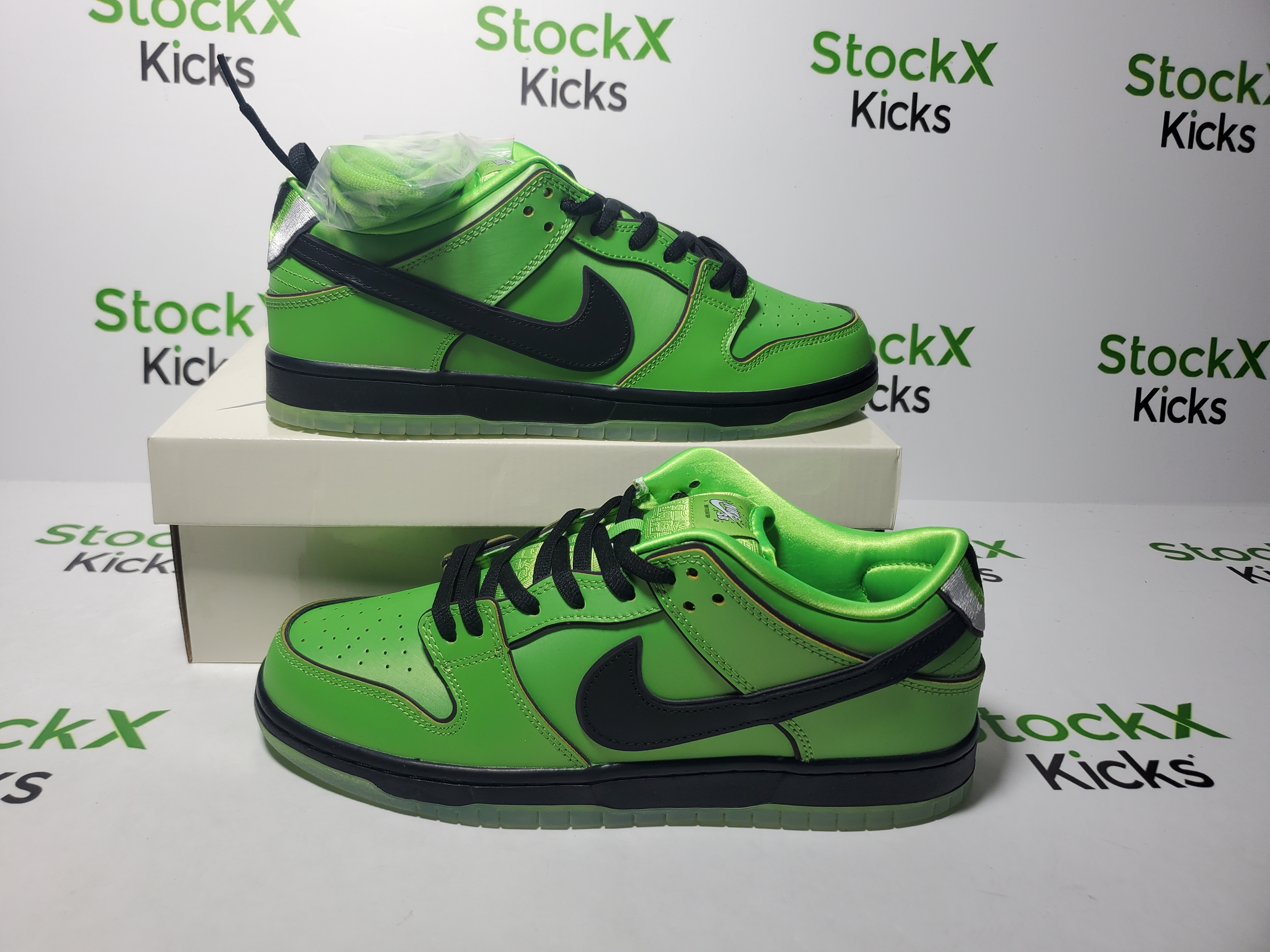 PK God Batch The Powerpuff Girls x Nike SB Dunk Low Buttercup FZ8319-300 review Stockicks 01