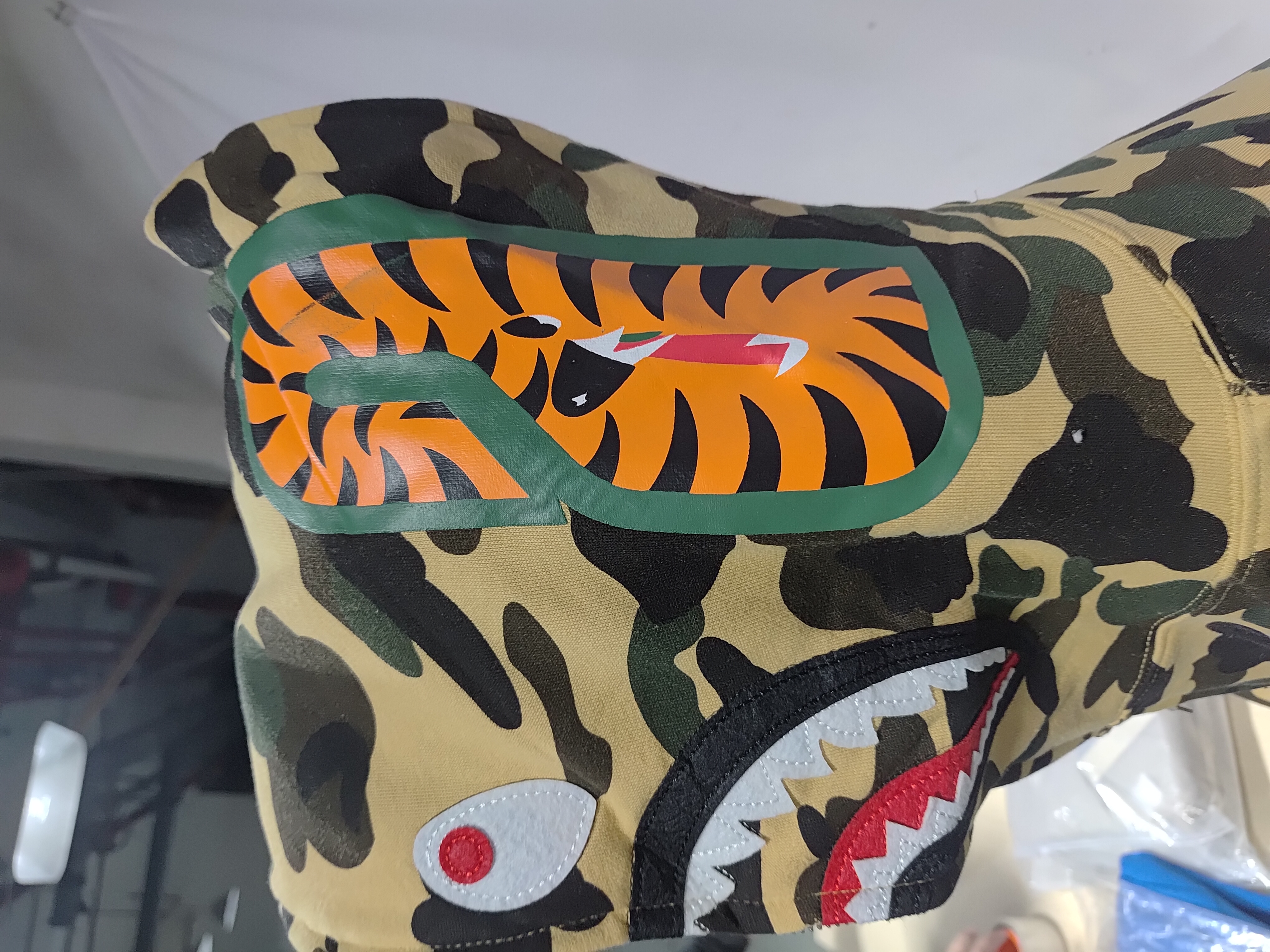 BAPE Cloro Camo Shark Full Zip Hoodie Yellow FW18 review Stockicks 02
