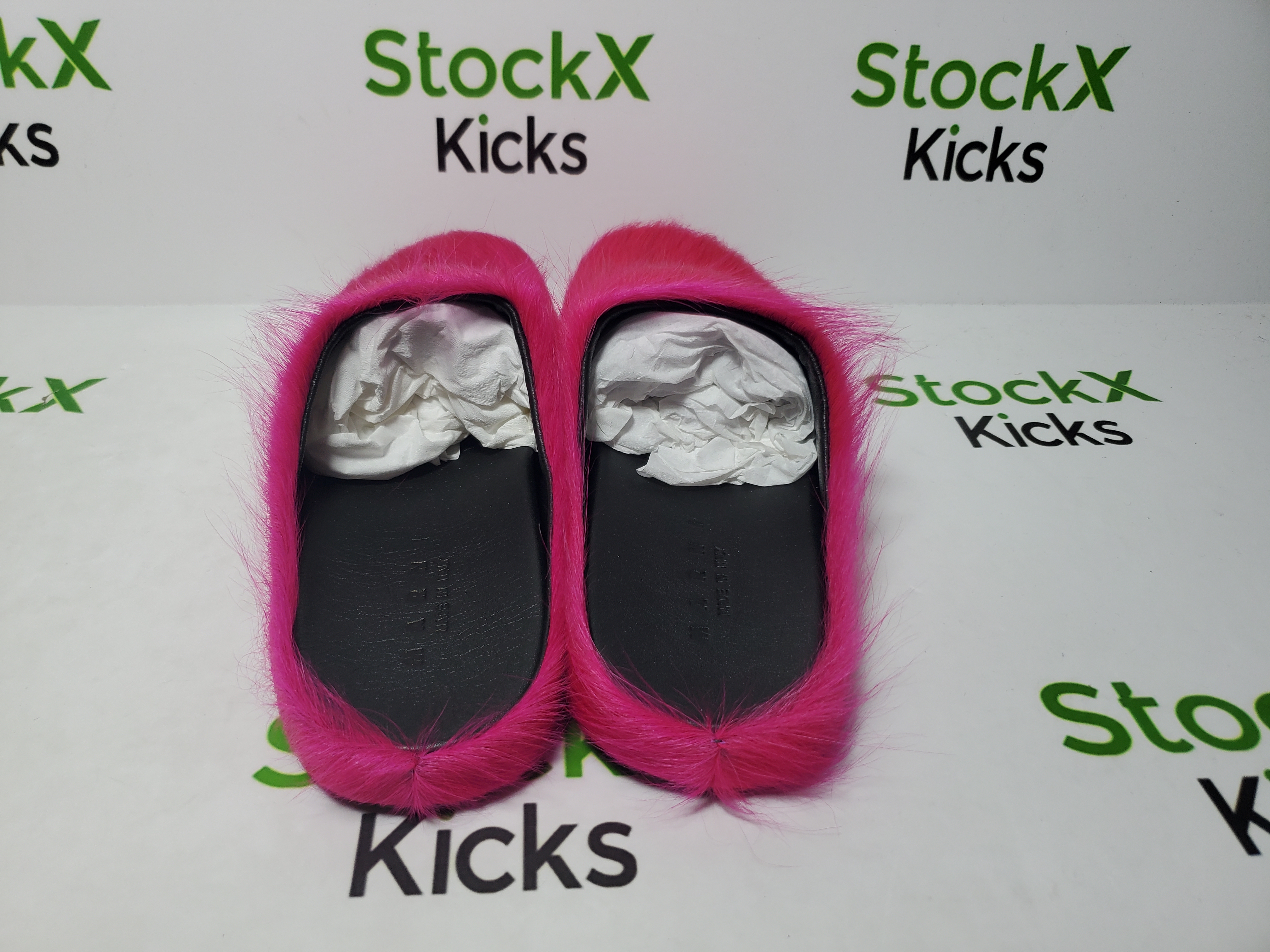 Marni Long-hair Calfskin Fussbett Sabot Fuchsia SBMR000600P412200C57 review Stockicks 01