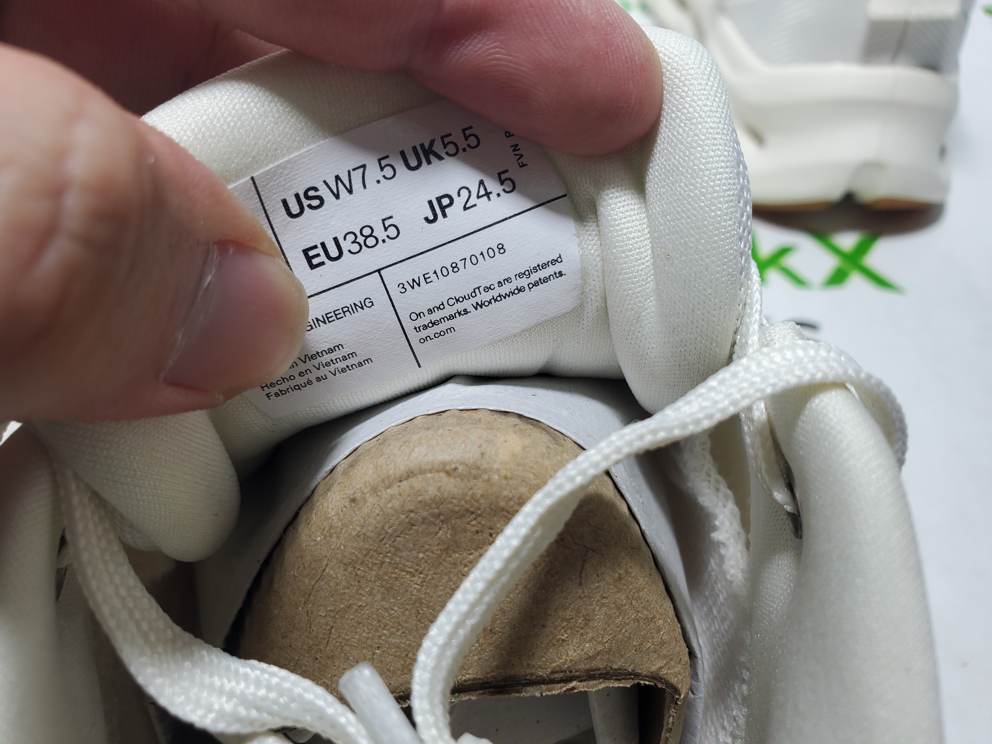 ON Loewe x Cloudtilt White review Stockicks order QC photo, for reference only. 02