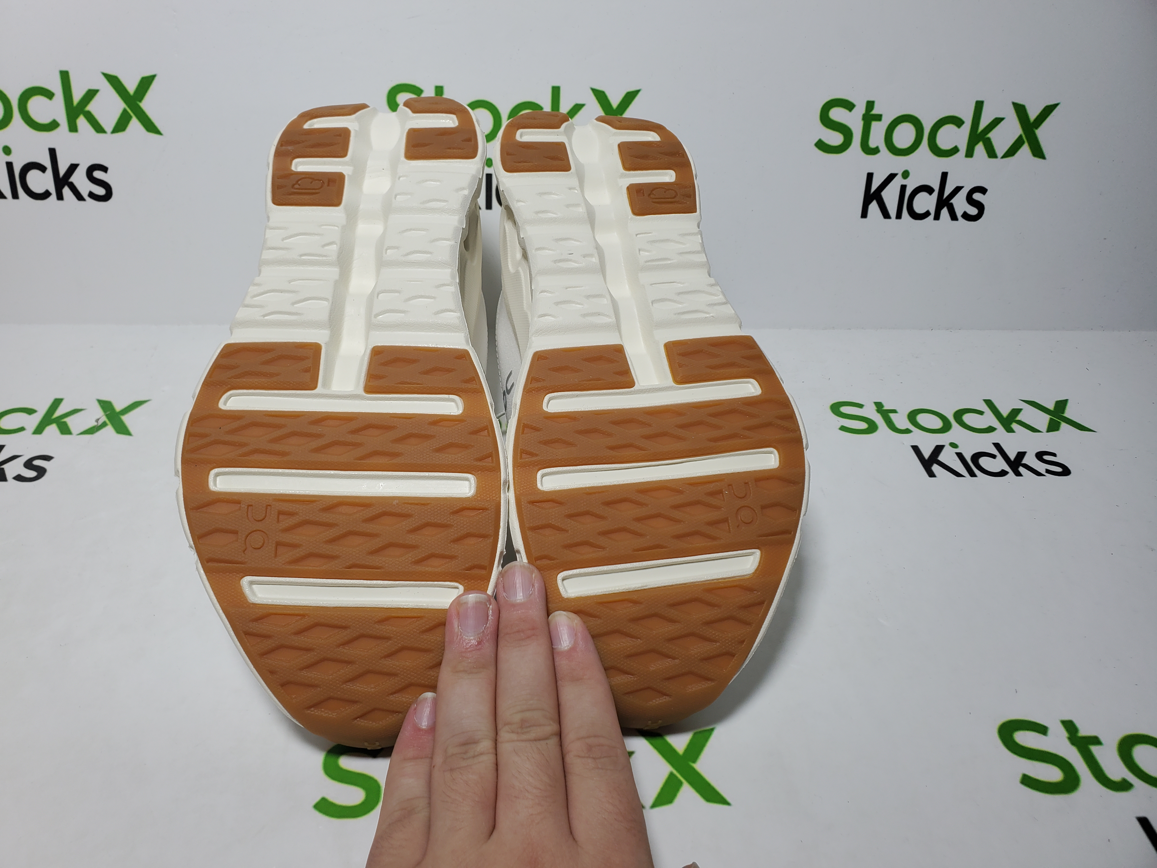 ON Loewe x Cloudtilt White review Stockicks order QC photo, for reference only. 04