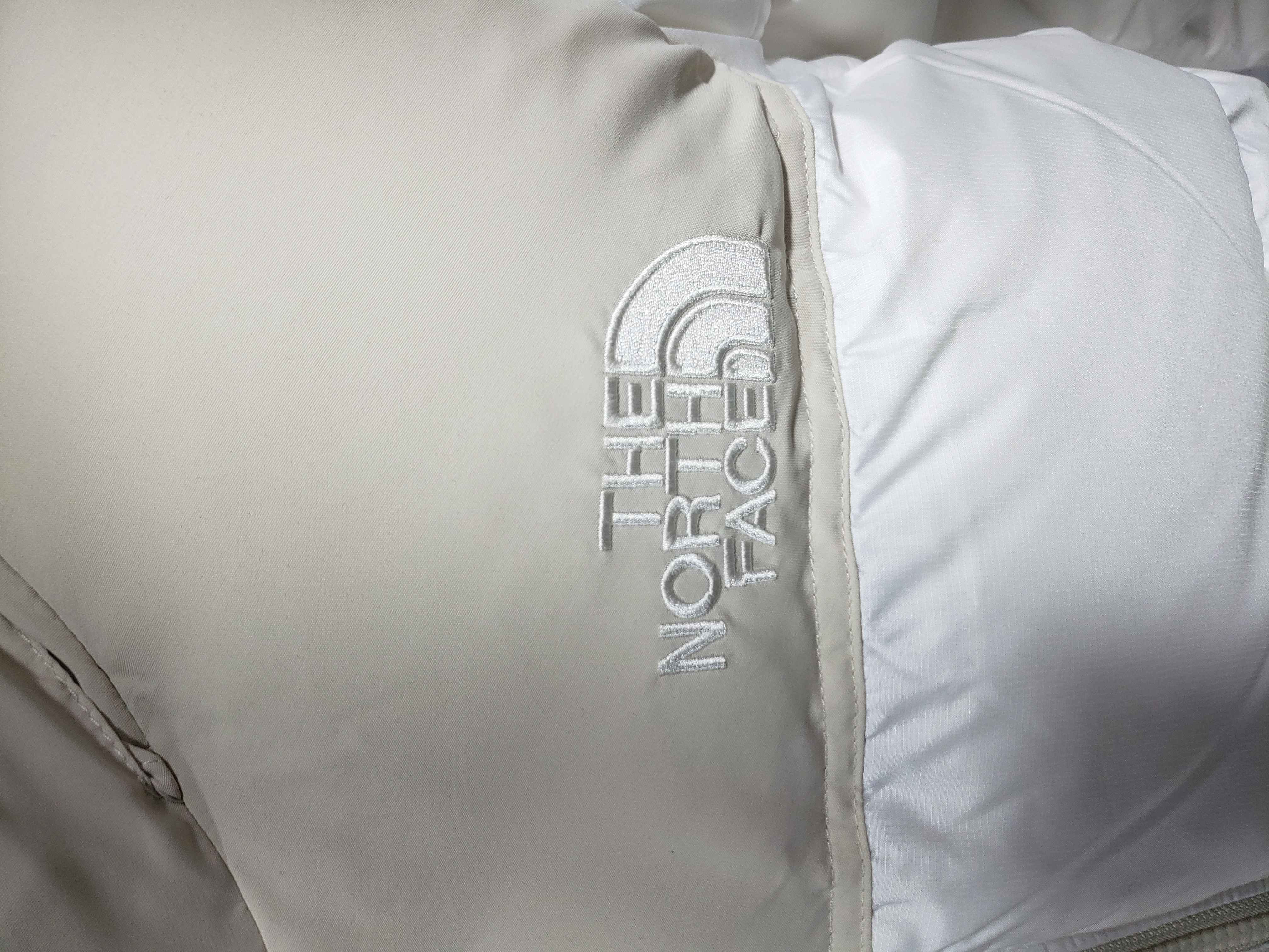 The North Face 1996 Splicing White And Double Pinyin White review Stockicks 02