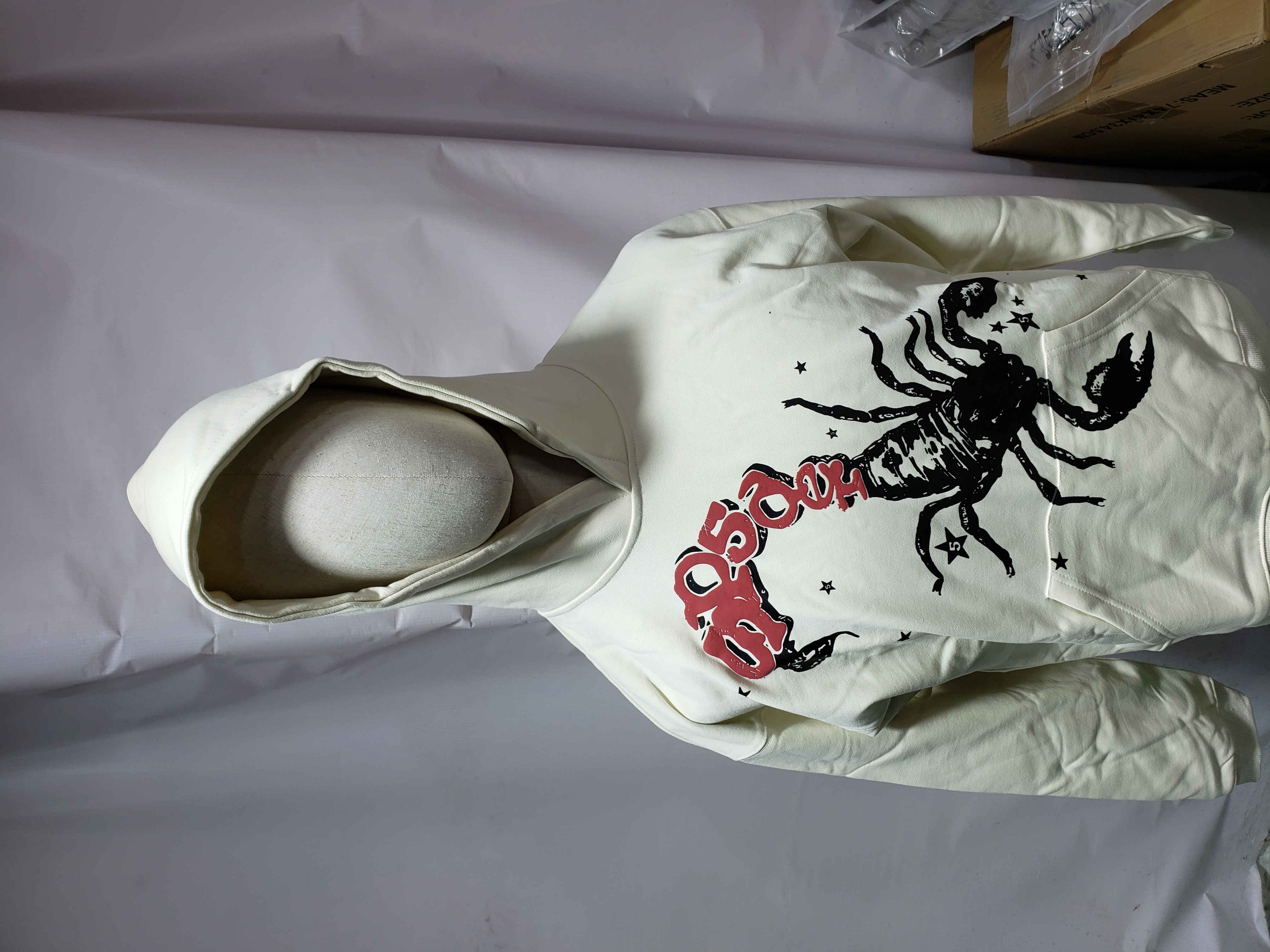 Sp5der x Mariah The Scientist Scorpion Hoodie White review Stockicks 01