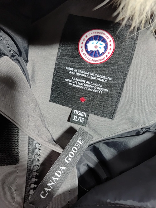 Canada Goose Langford Parka Mid-Length Gray review 