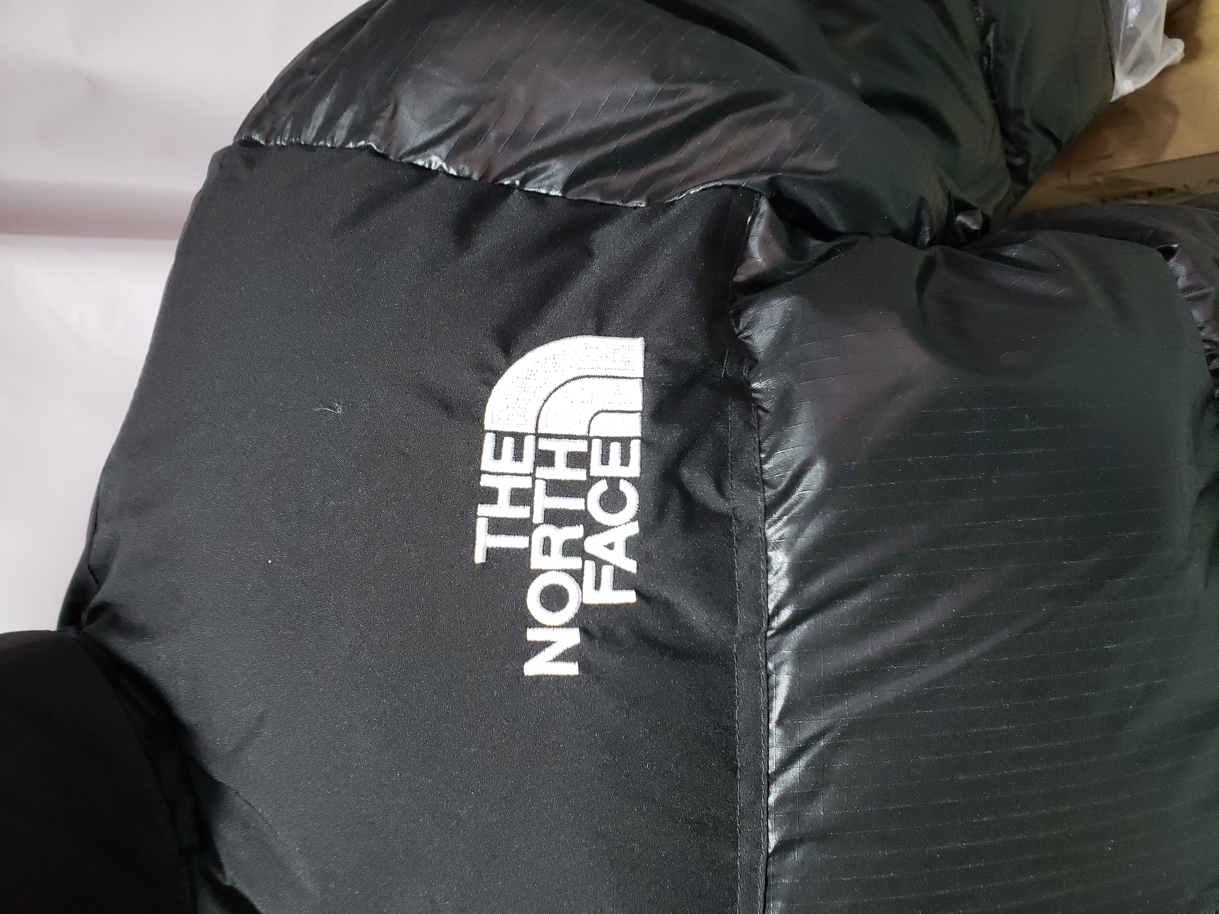 The North Face Splicing Black Down Jacket review Stockicks 01