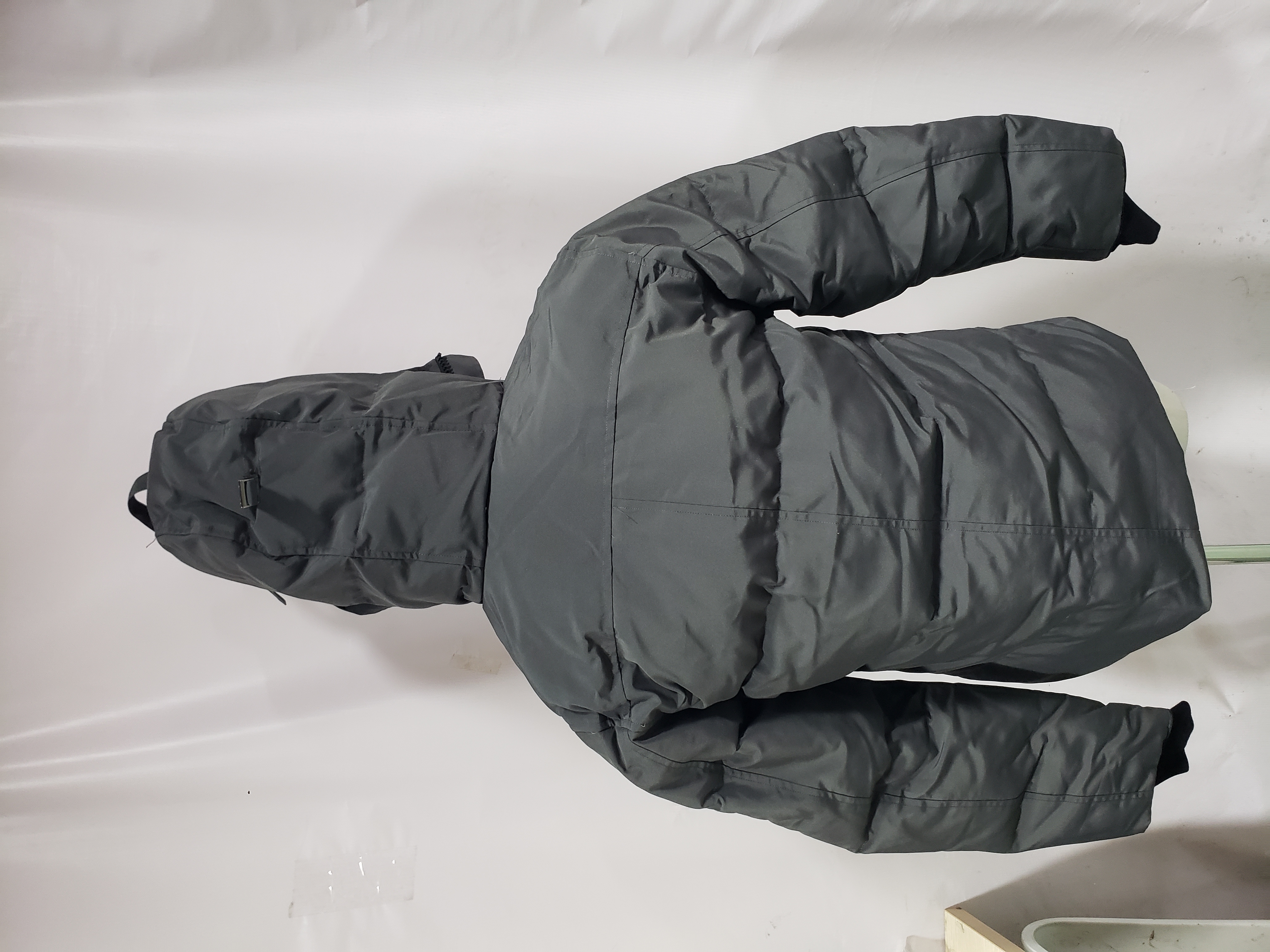 Canada Goose Heren Macmillan Parka Grey Down Jacket Red Label review Stockicks 05