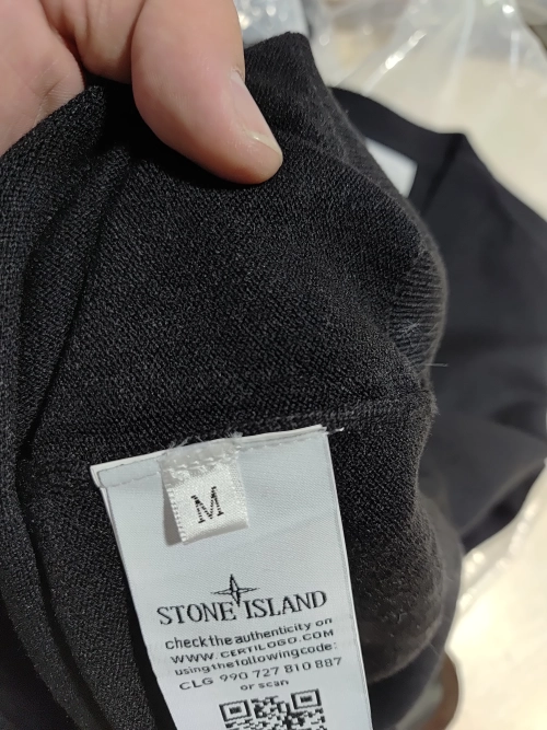 Stone Island Sweatshirt YZ 811 review 