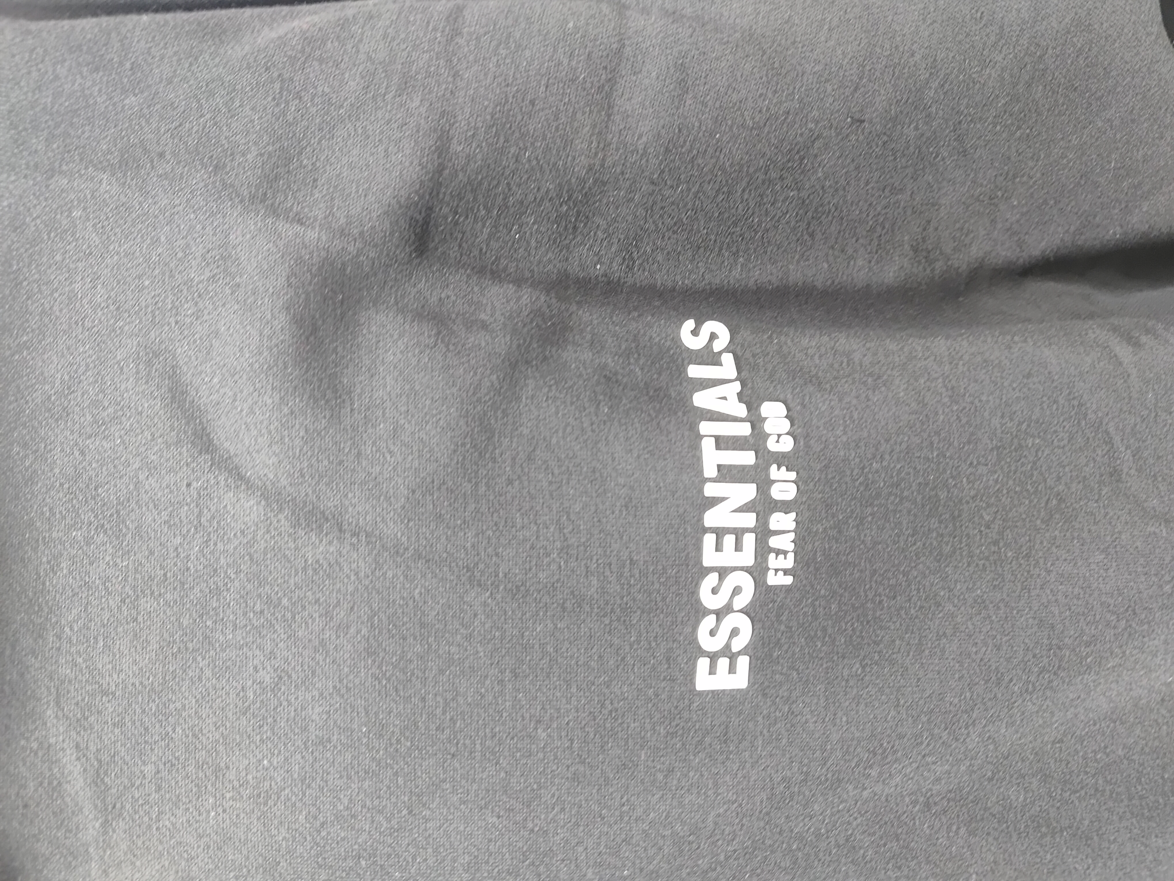 Fear of God Essentials Fleece Hoodie review Stockicks 01