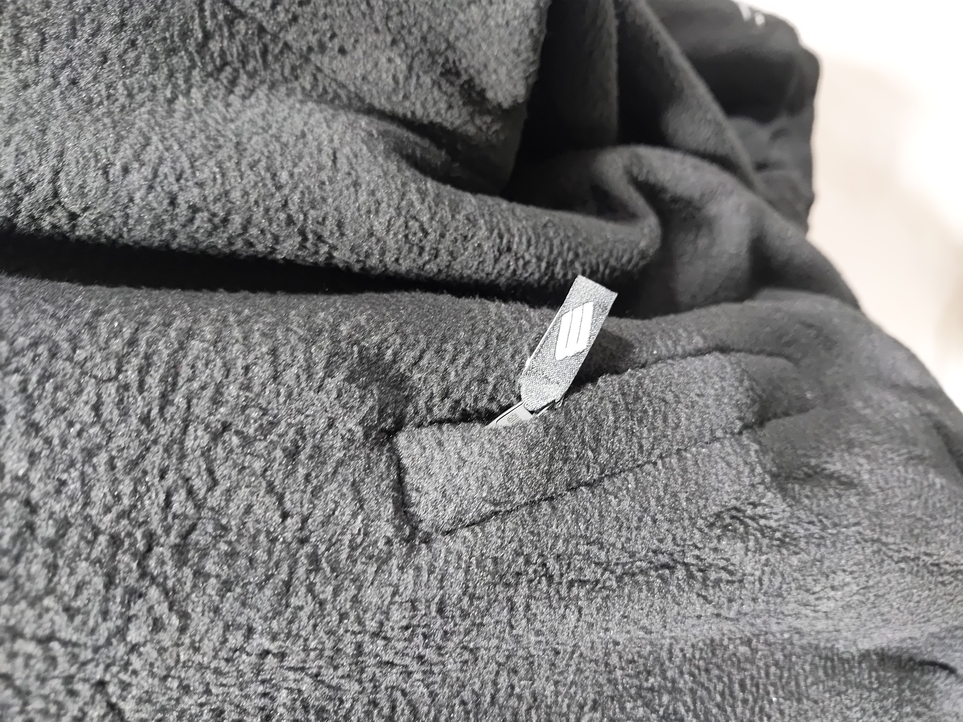 Balenciaga 24FW Teddy Fleece Ski Hoodie review Stockicks 01