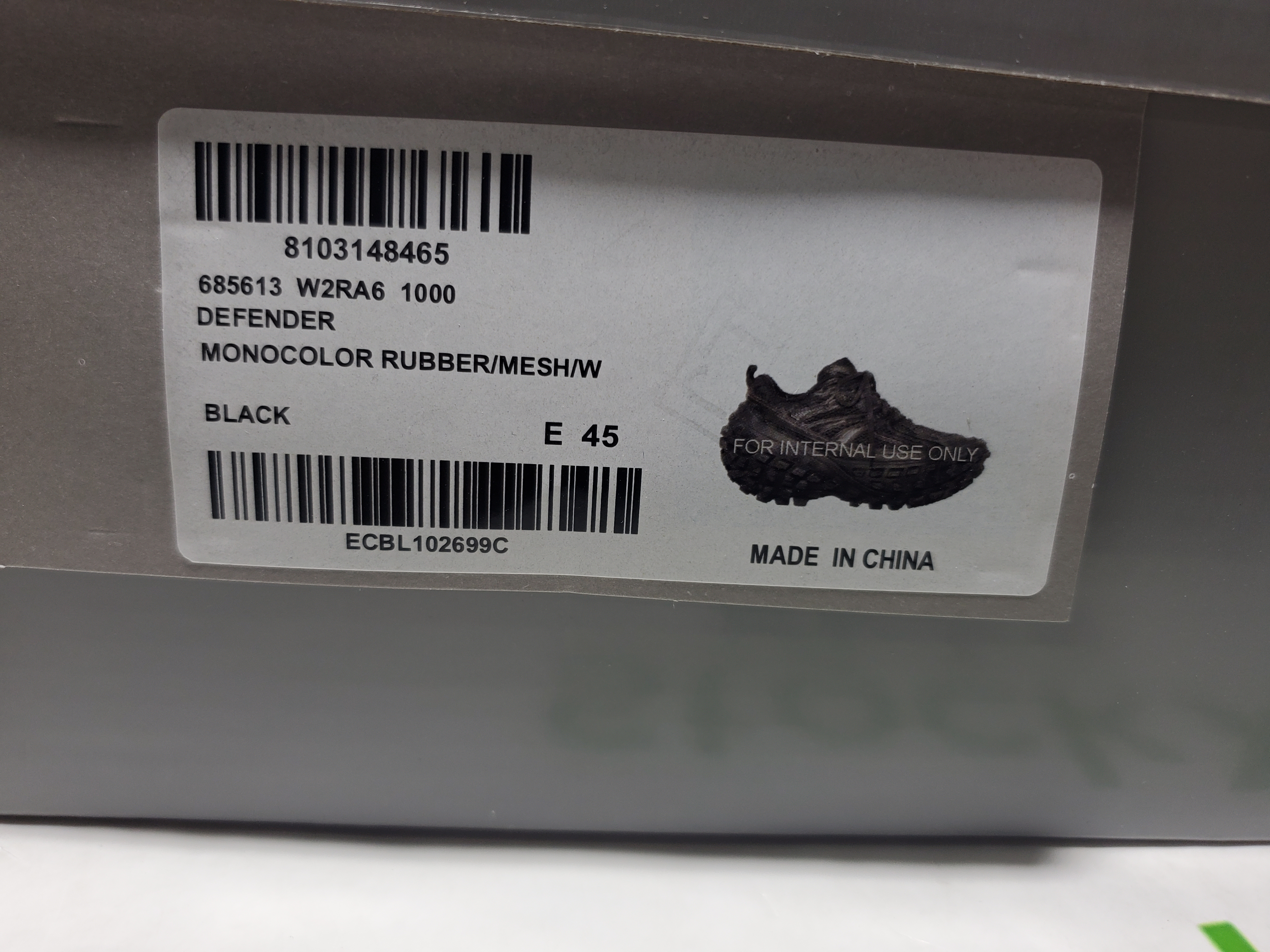 Balenciaga Defender Black 685613 W2RA6 1000 review Stockicks 00