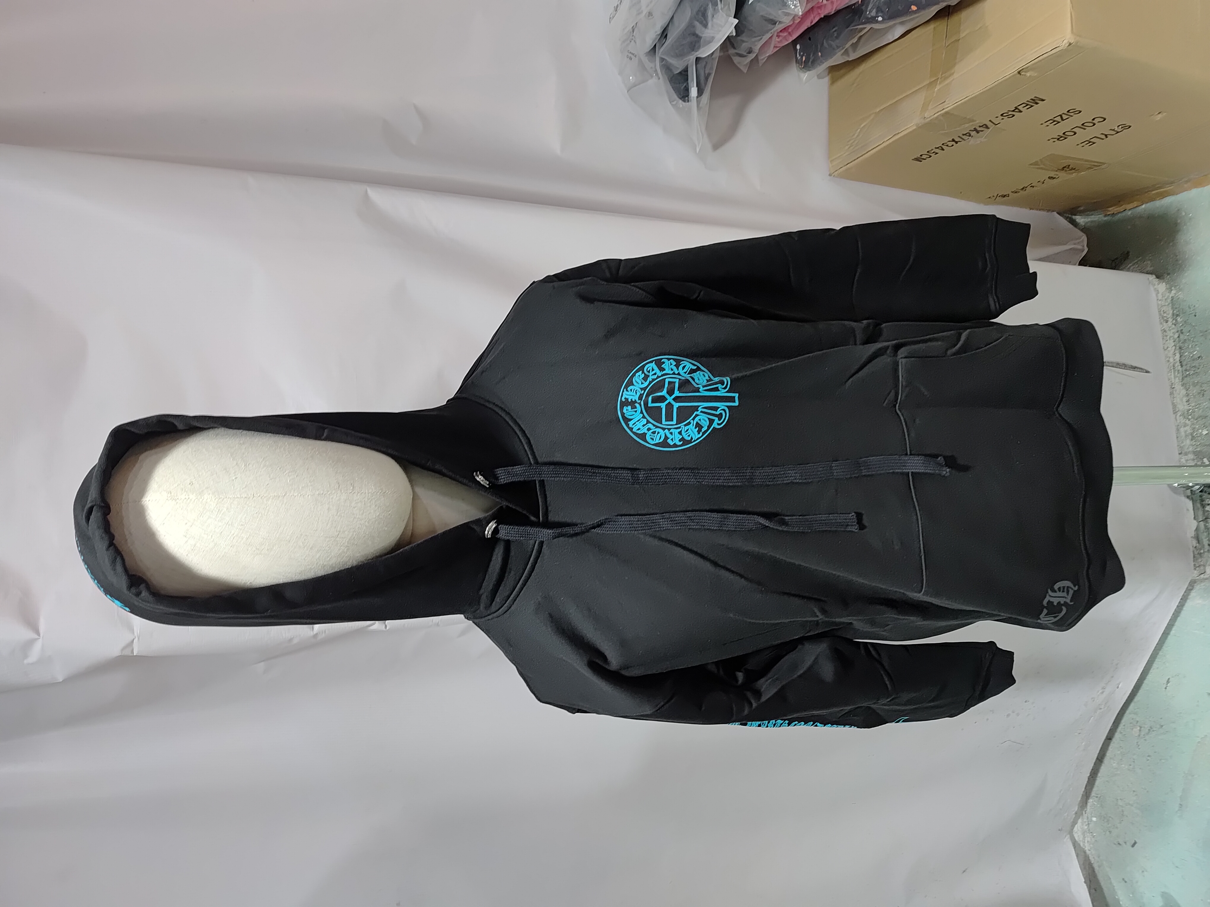 CHROME HEARTS Hoodie K7009 review Stockicks 02