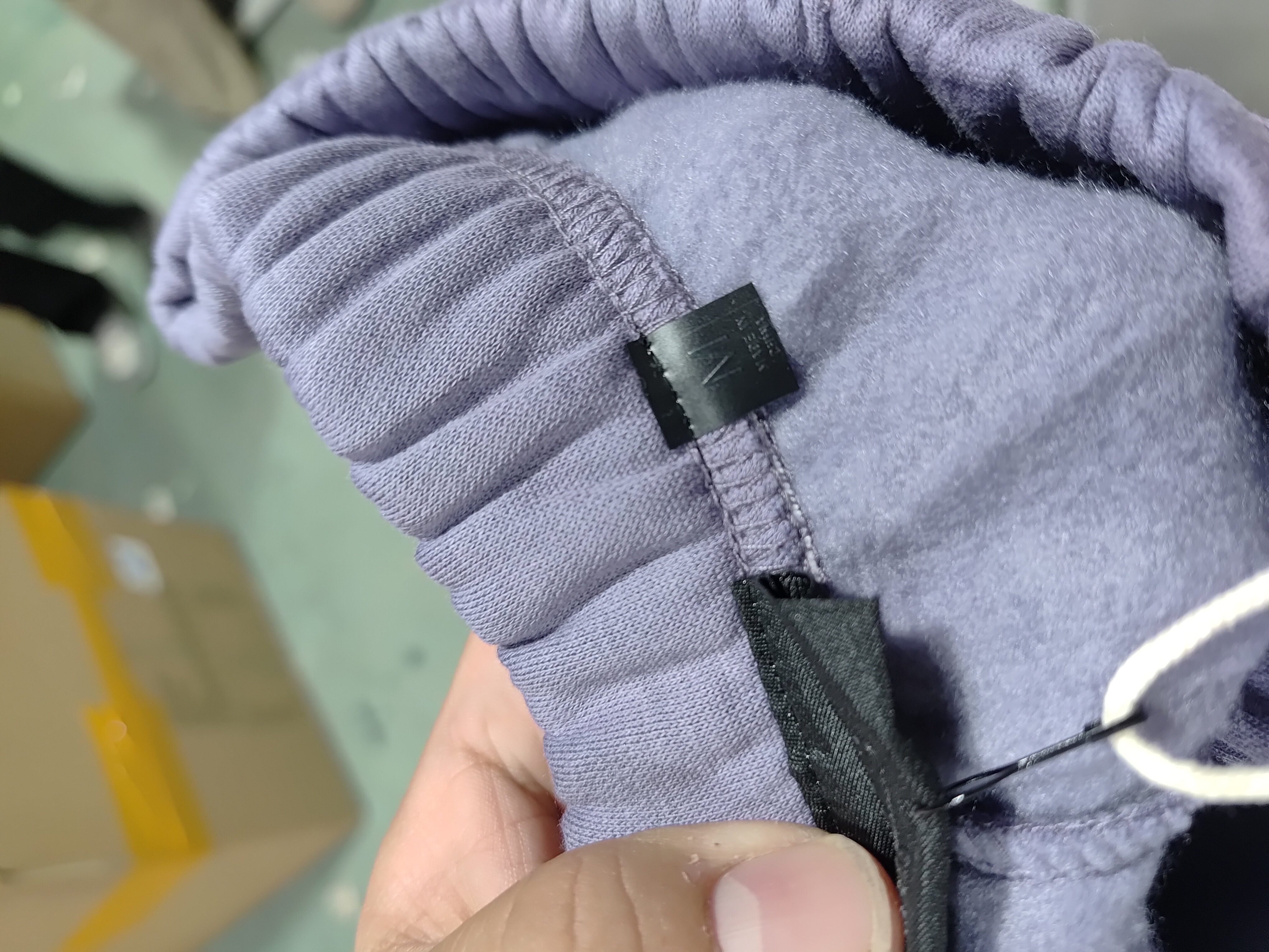 Fear of God Essentials Heavy Fleece Hoodie & Sweatpant Set FG319#947 Lavender review Stockicks 04