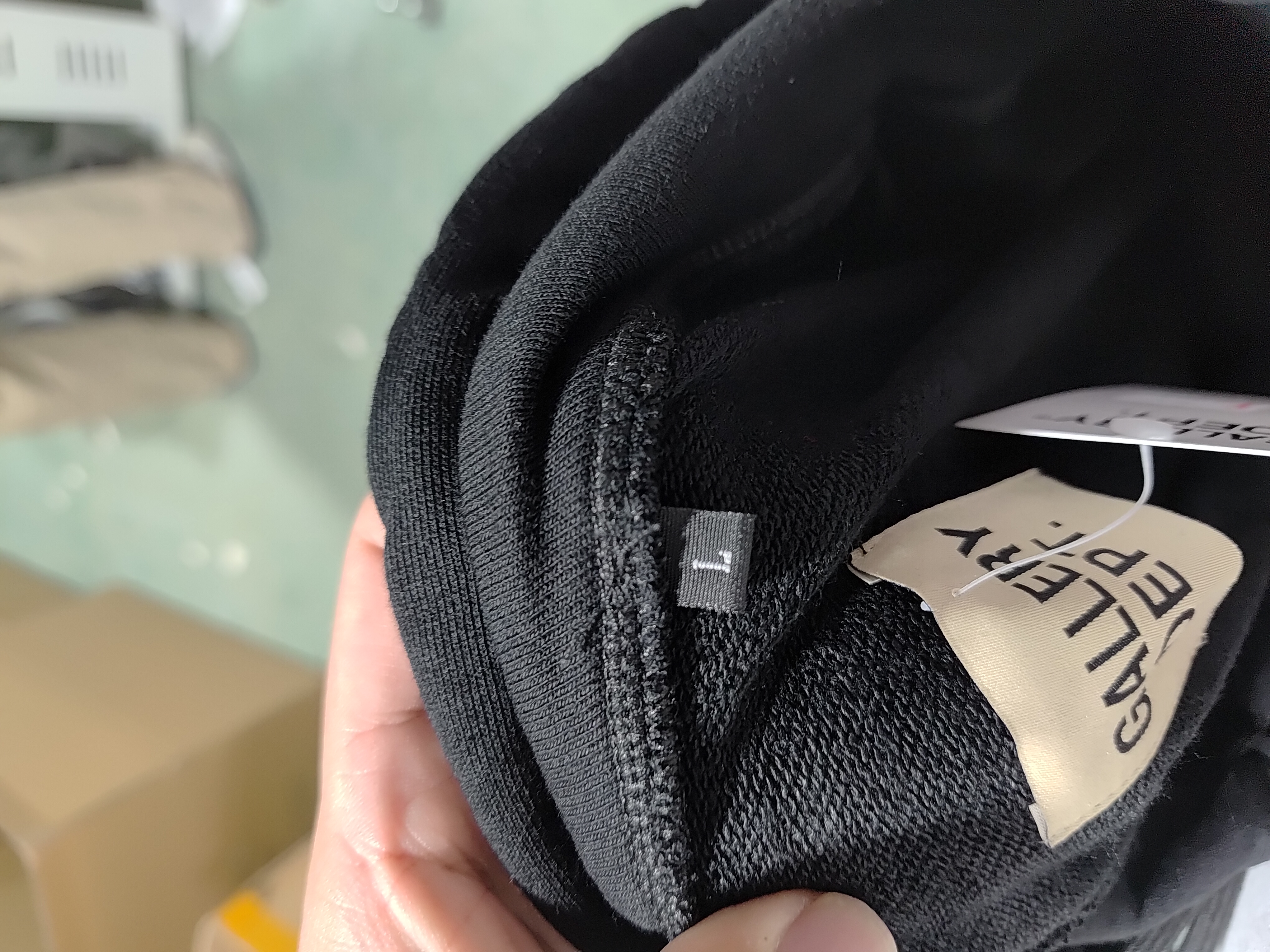 Gallery Dept Printed Hoodie review Stockicks 00