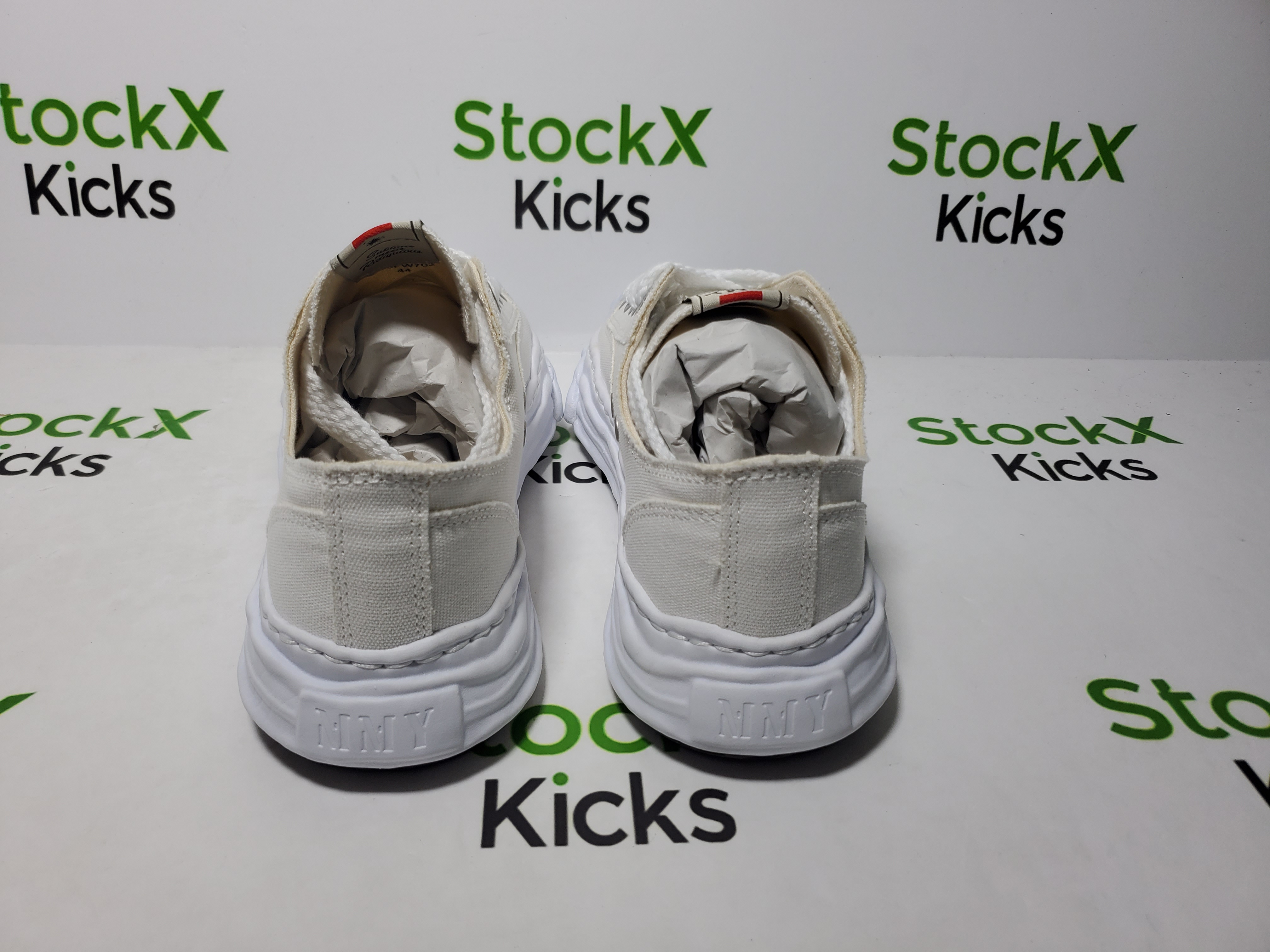 MIHARA YASUHIRO White NO.778 review Stockicks 01