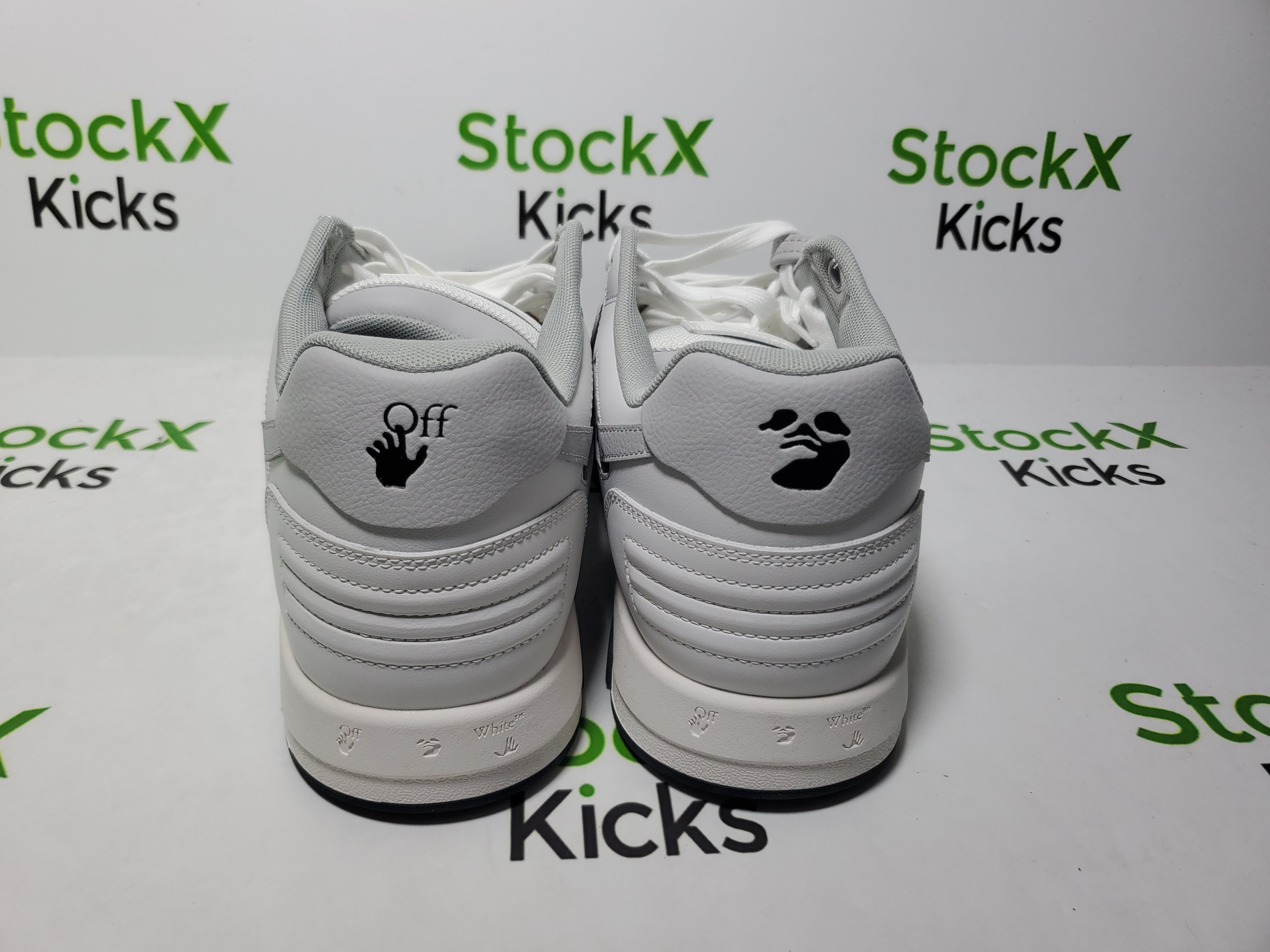 PK God Batch OFF-WHITE Out Of Office OOO Low Tops Black And White Gray OMIA189F 22LEA001 0709 review Stockicks 01
