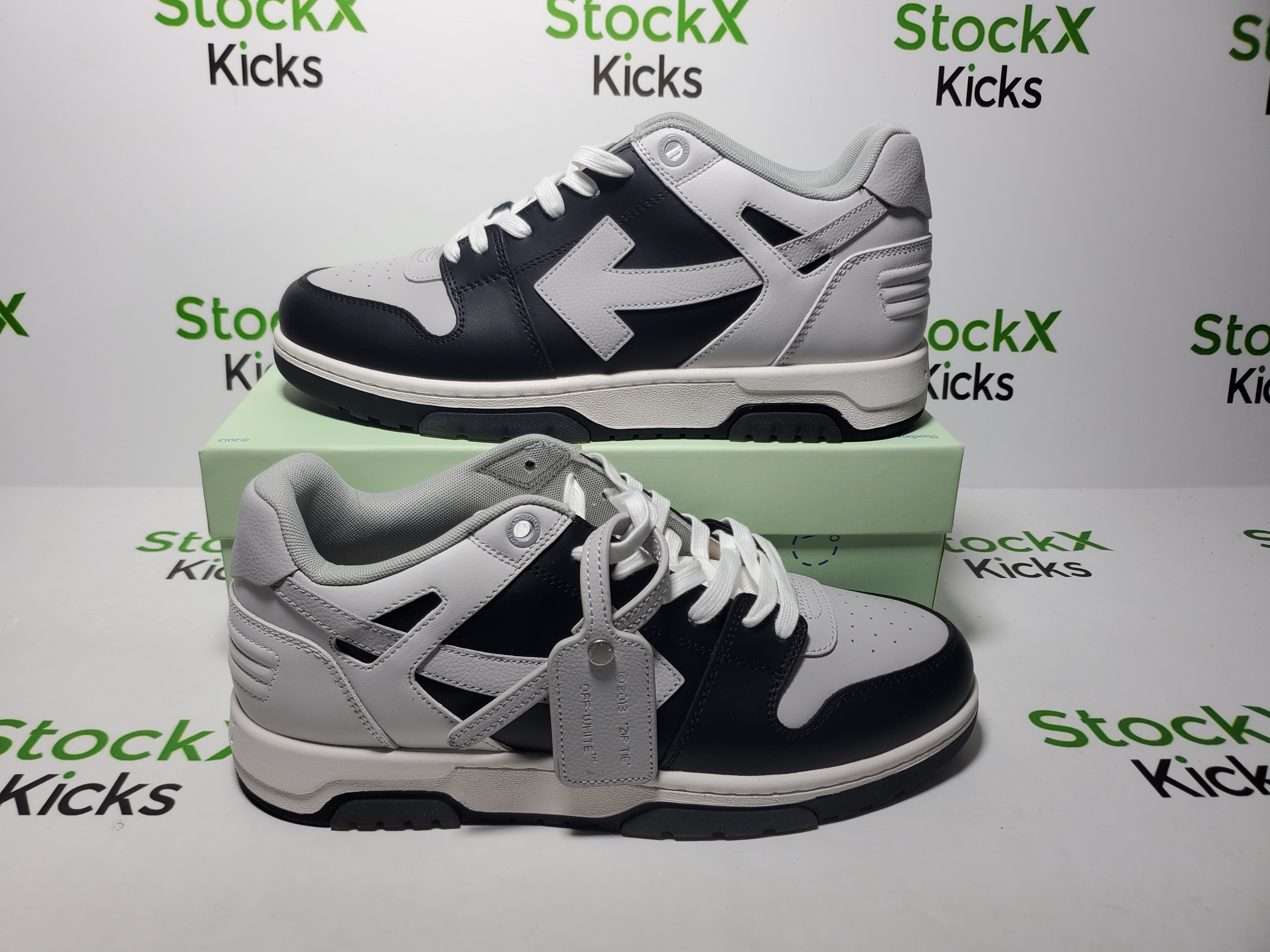 PK God Batch OFF-WHITE Out Of Office OOO Low Tops Black And White Gray OMIA189F 22LEA001 0709 review Stockicks 05